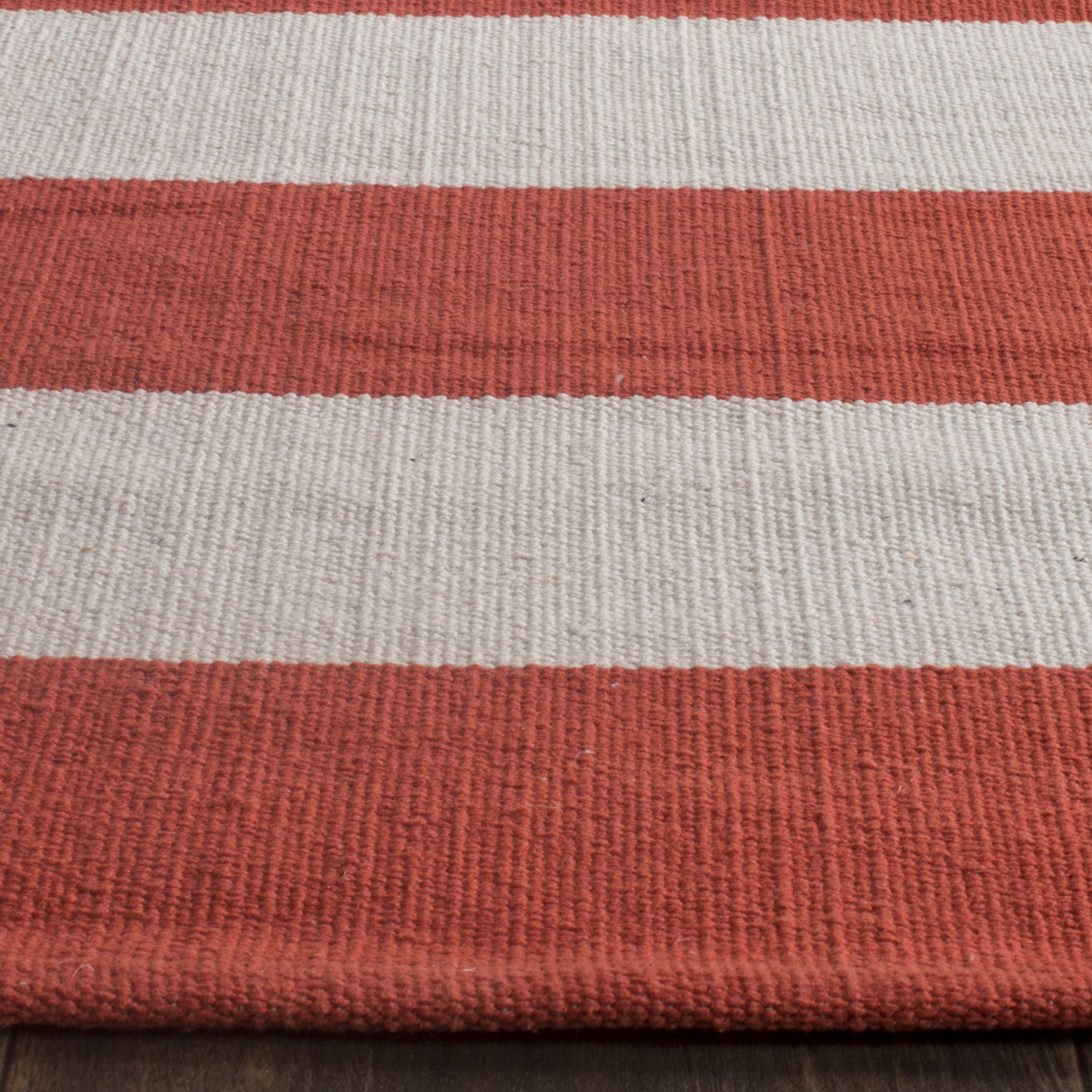 Safavieh MTK712L-27 rugs - View #3