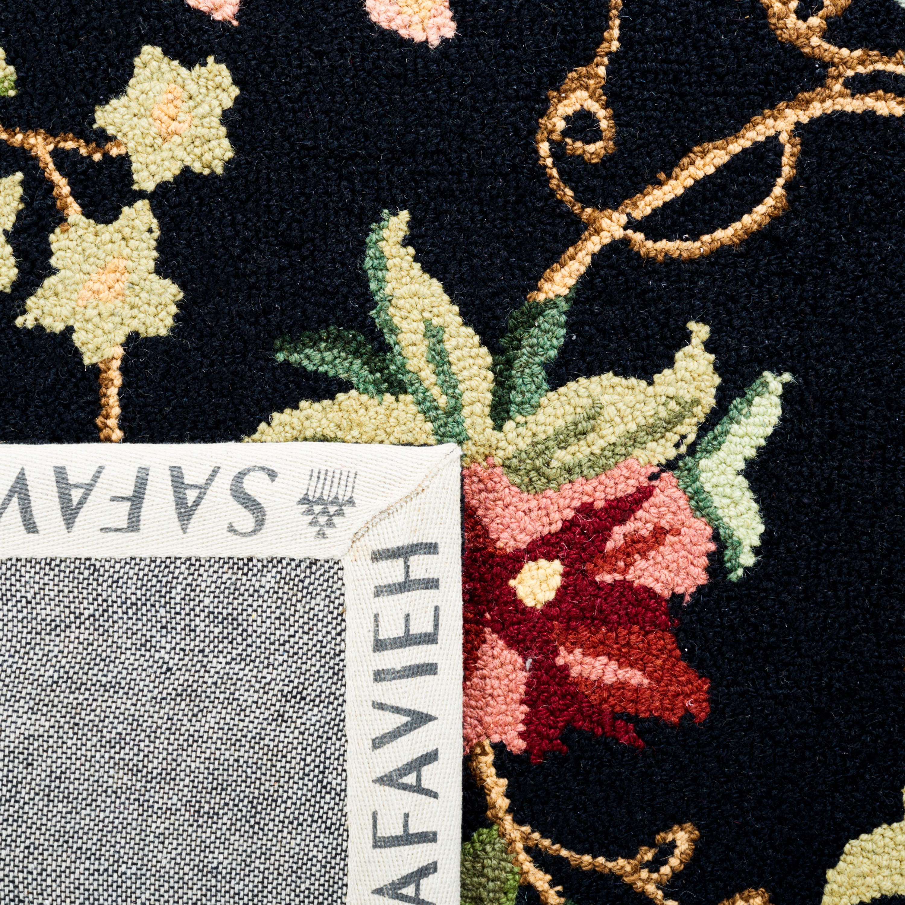 Safavieh HK311A-210 rugs - View #7