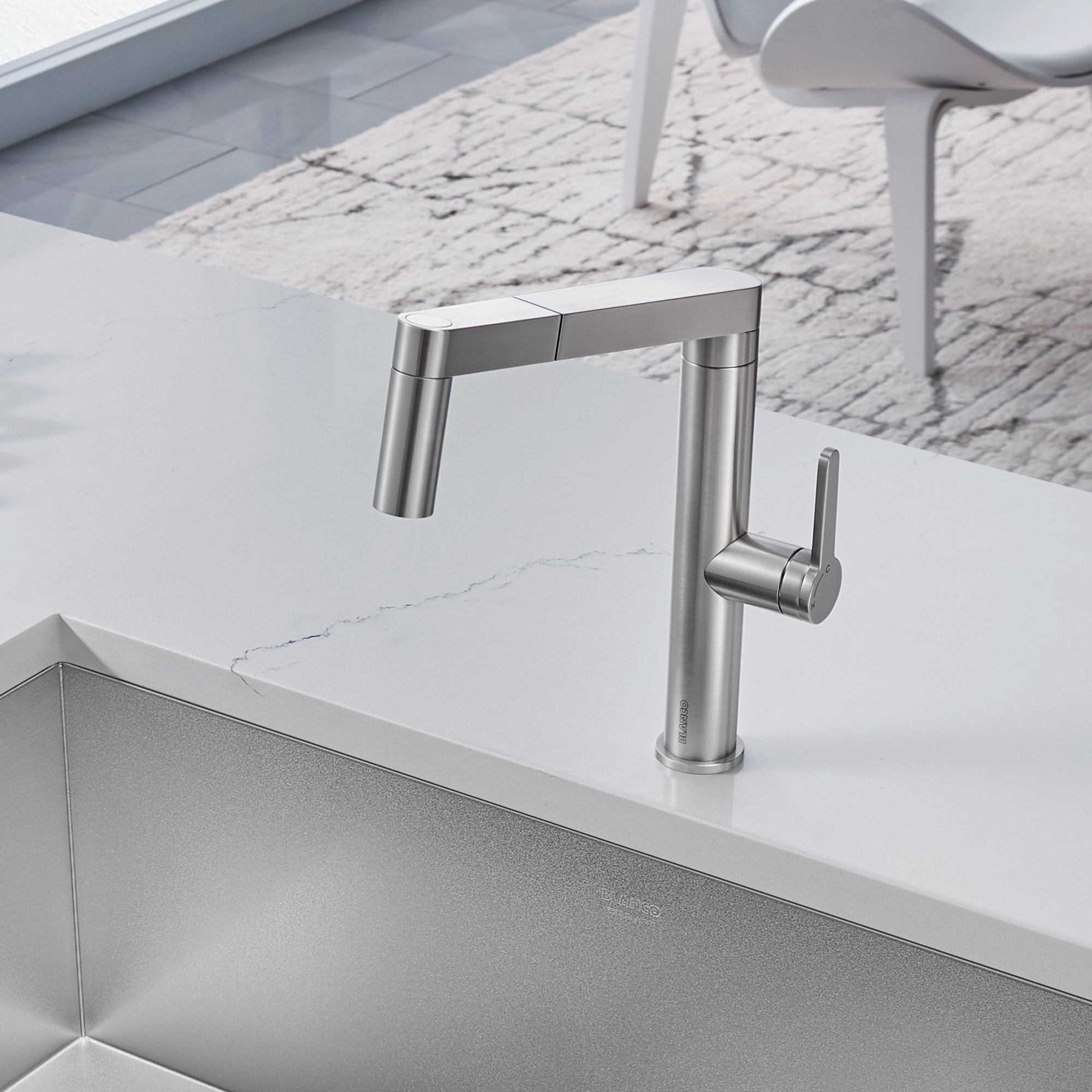 BLANCO Panera Stainless Steel 1-Handle Deck-Mount Pull-Out Handle Kitchen Faucet