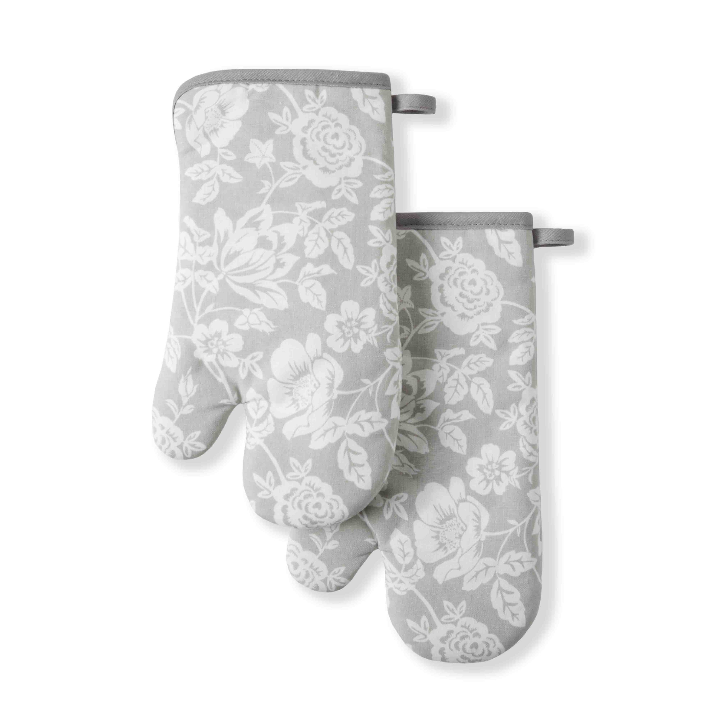 Martha Stewart Blue Watercolor Floral Oven Mitt and Pot Holder Set - Heat  Resistant Cotton Kitchen Textiles - Set of 2 in the Kitchen Towels  department at