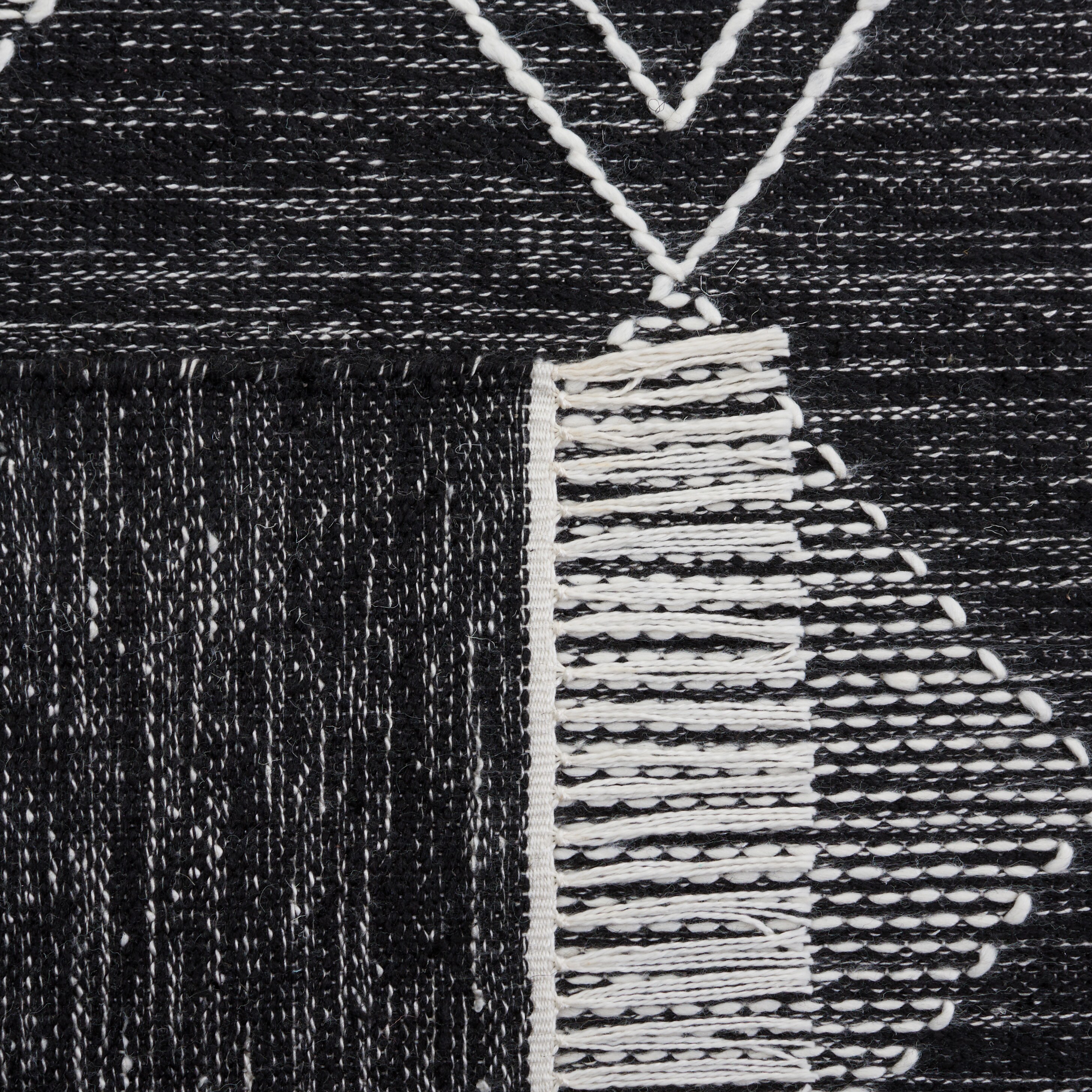 Safavieh KLM306Z-4 rugs - View #3