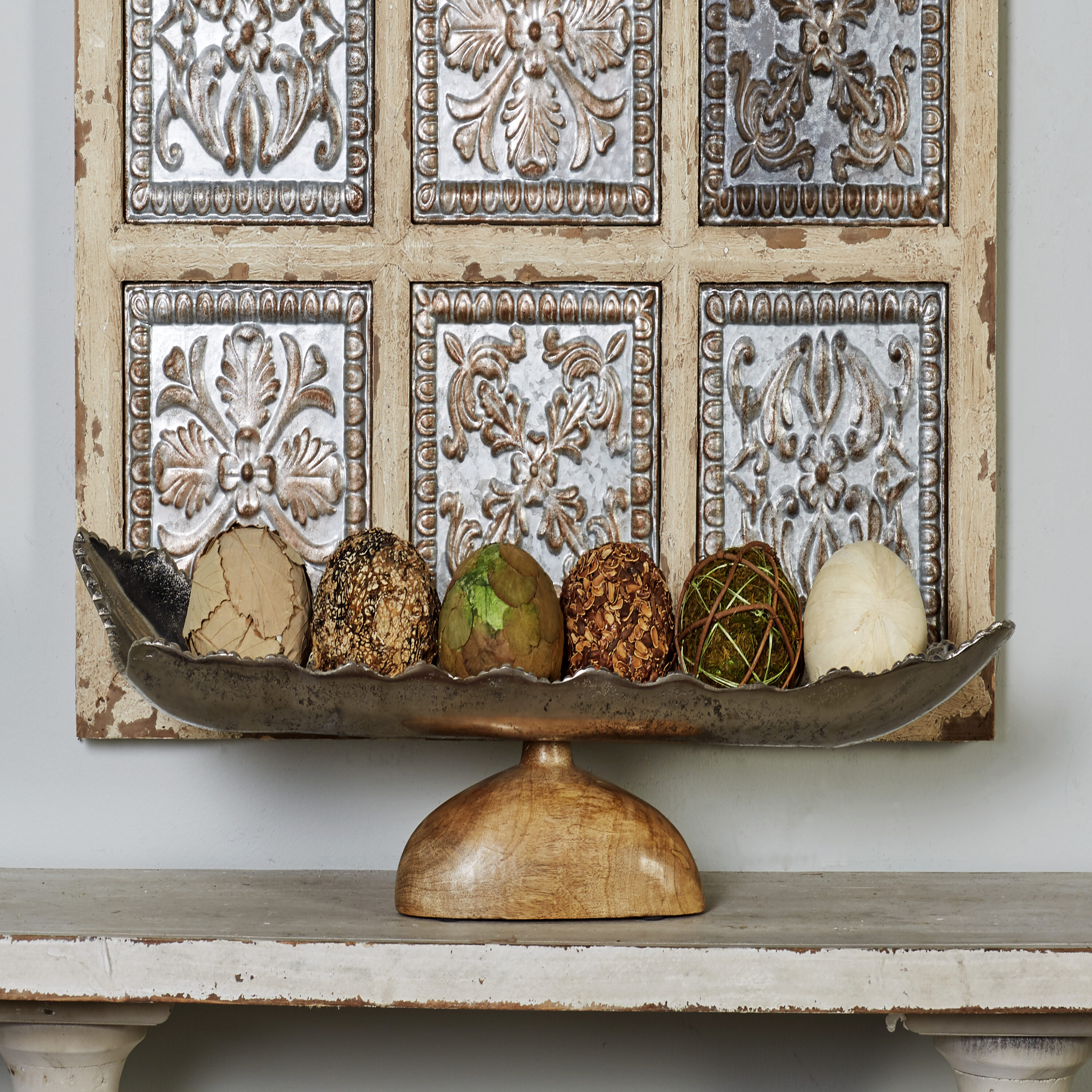 Decorative discount plate shelf