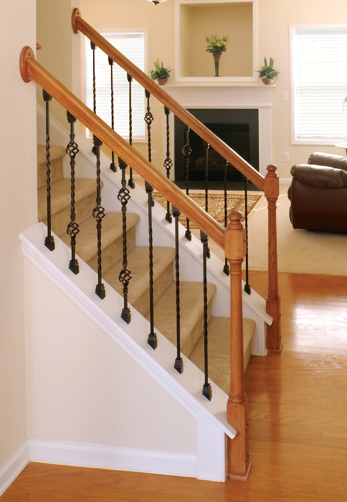 Crown Heritage 4583121FB30 Interior-Stairpart-Balusters - View #5