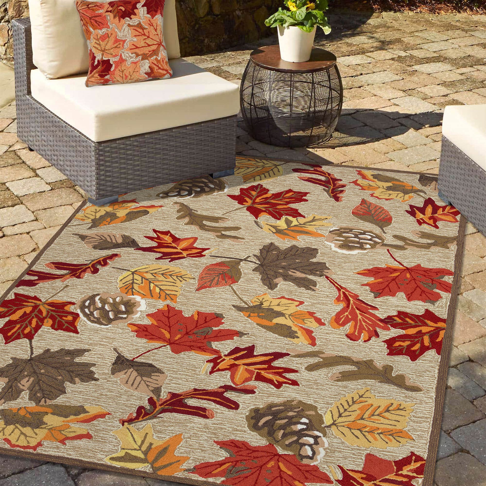 Liora Manne RVL57230412 Ravella 5 x 8 (ft) Tufted Polypropylene Natural Rectangular Indoor/Outdoor Floral/Botanical Area rug
