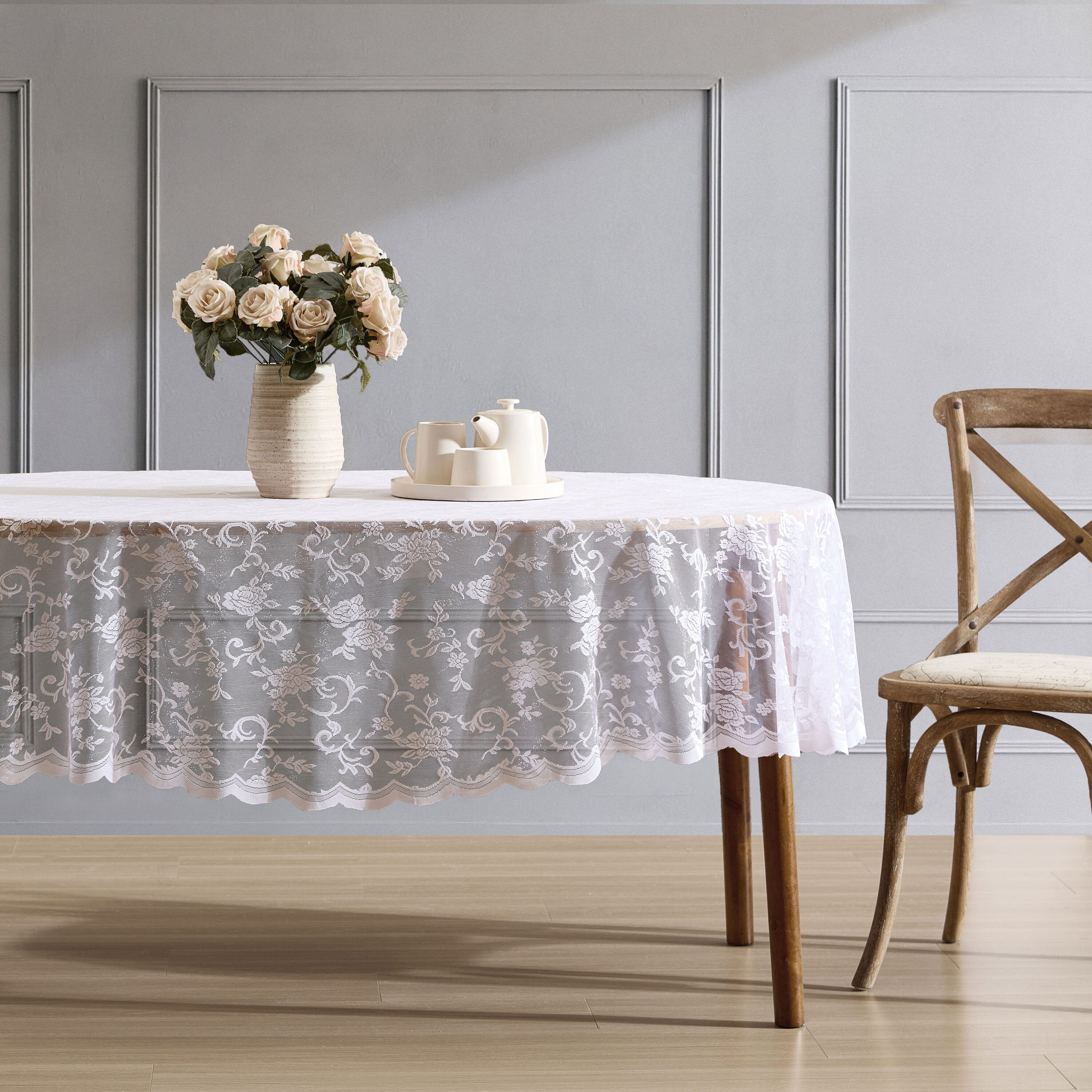 HLC.me HRPR-TBL-84OVL-WHT Harper Floral Lace Fabric Tablecloth for Round Tables - Wrinkle Resistant Lace Fabric - Table Cloth
