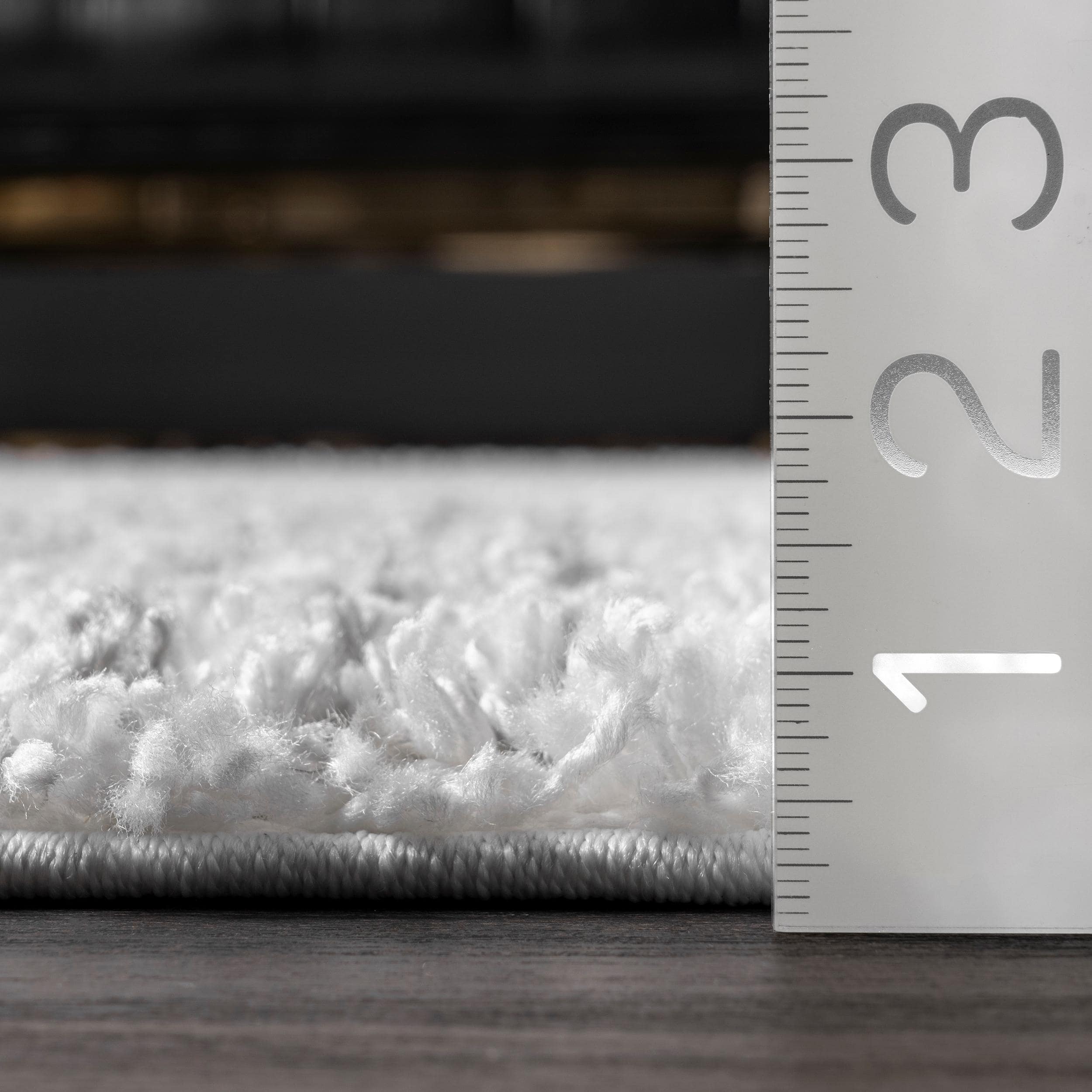 Plush White Synthetic Braided Tassel Shag Rug 5'3" x 7'7"
