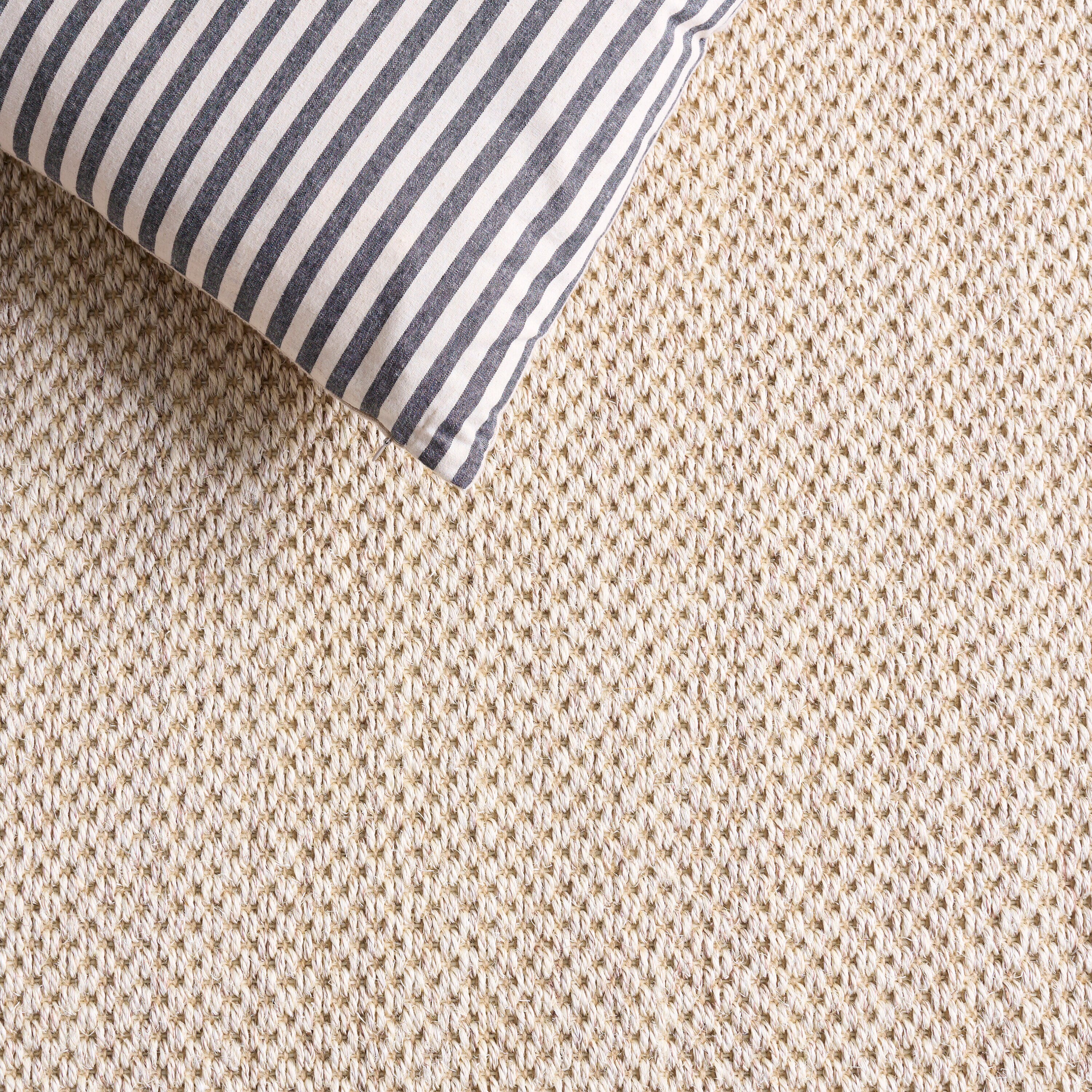 Safavieh NF143C-6SQ rugs - View #2