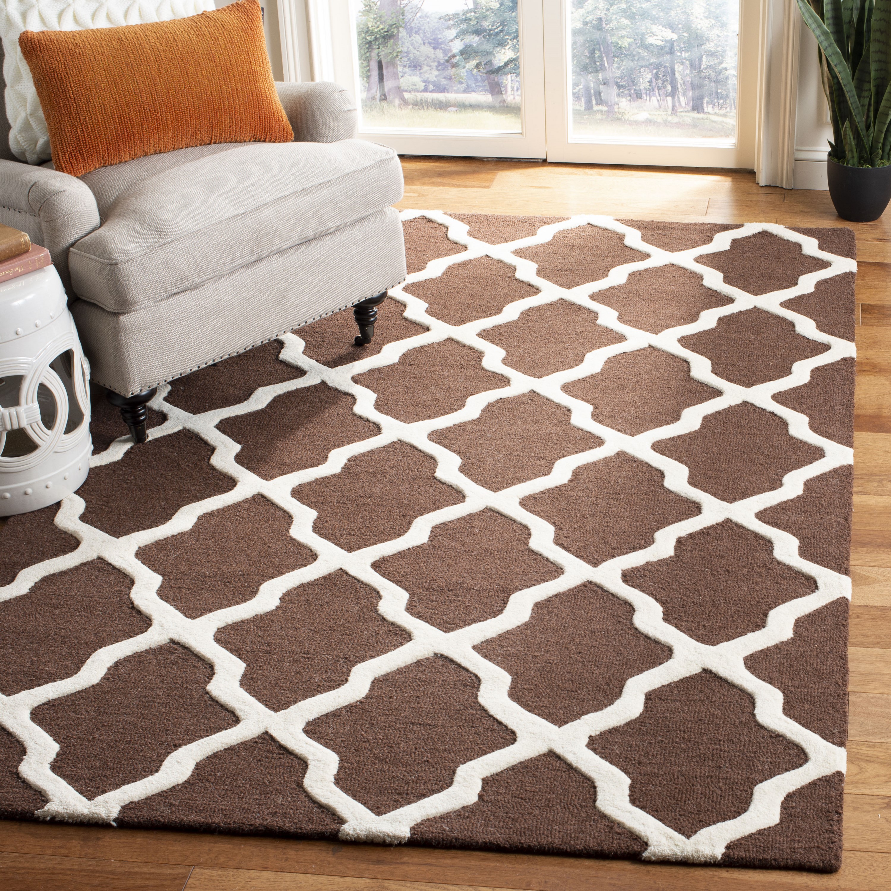 Safavieh CAM121H-24 Cambridge Mosaics 3 x 4 (ft) Tufted Wool Dark Brown/Ivory Rectangular Indoor Trellis Throw rug