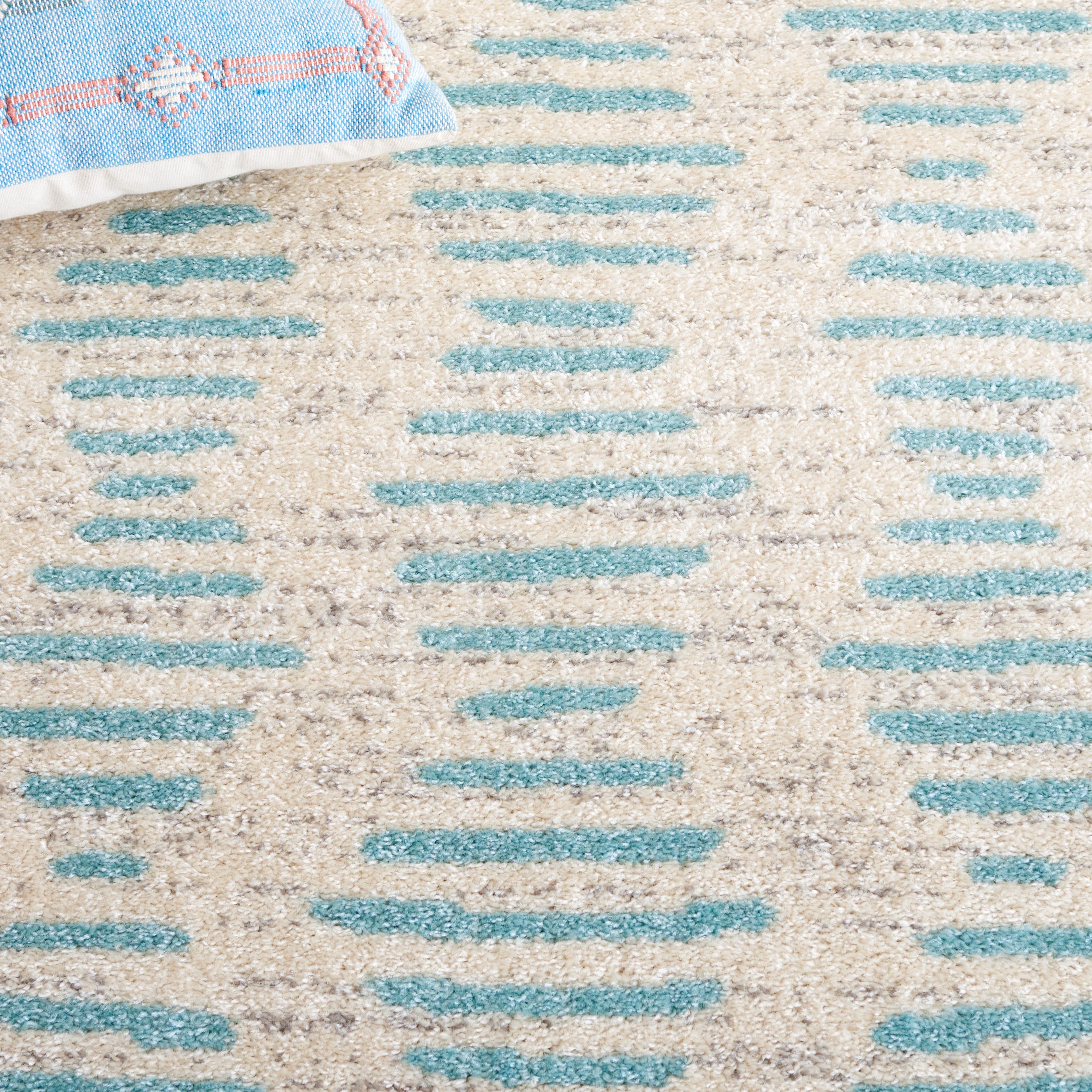 Safavieh TUL644J-28 rugs - View #5