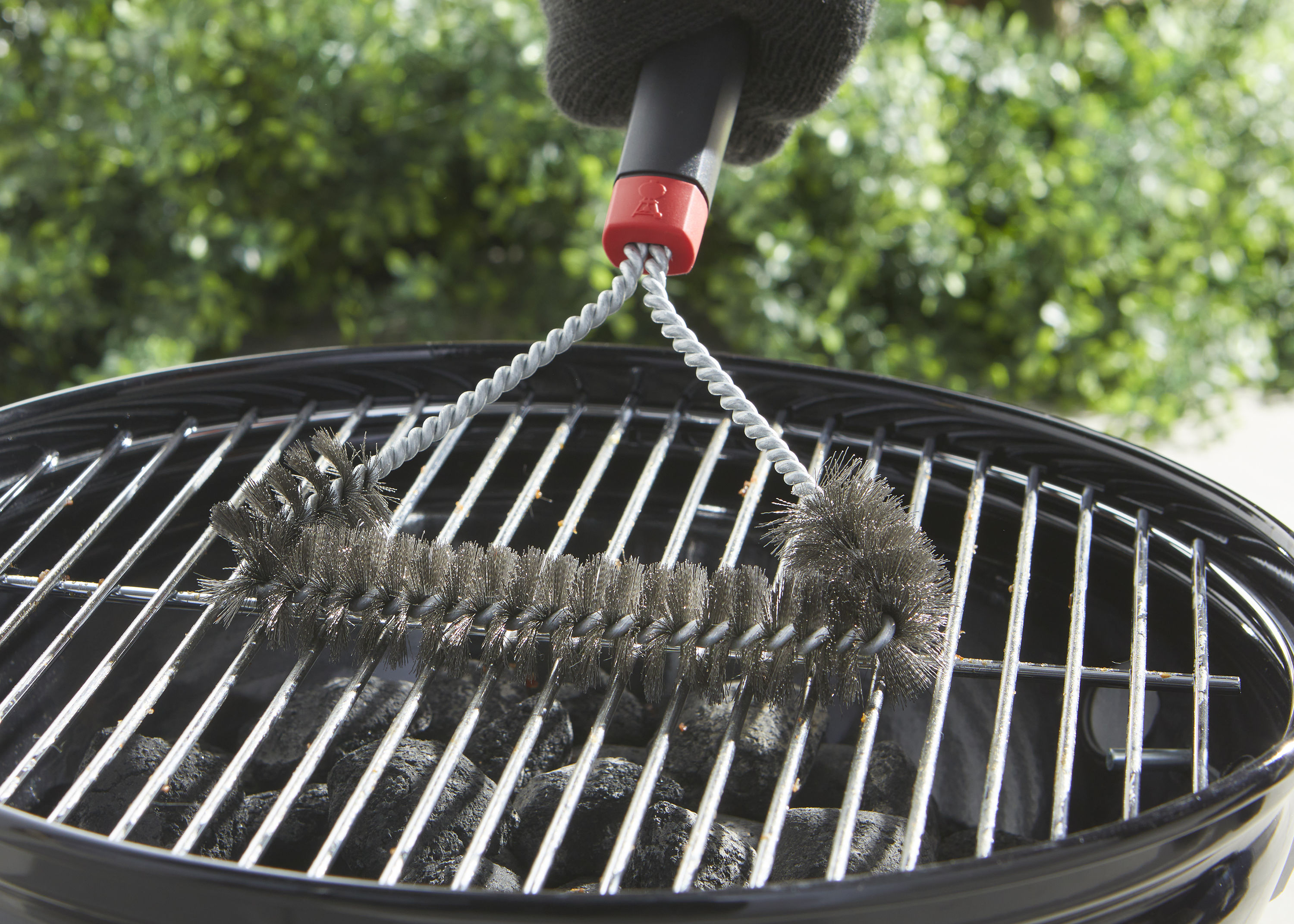 Weber Grill Brush in the Grill Brushes & Cleaning Blocks department at