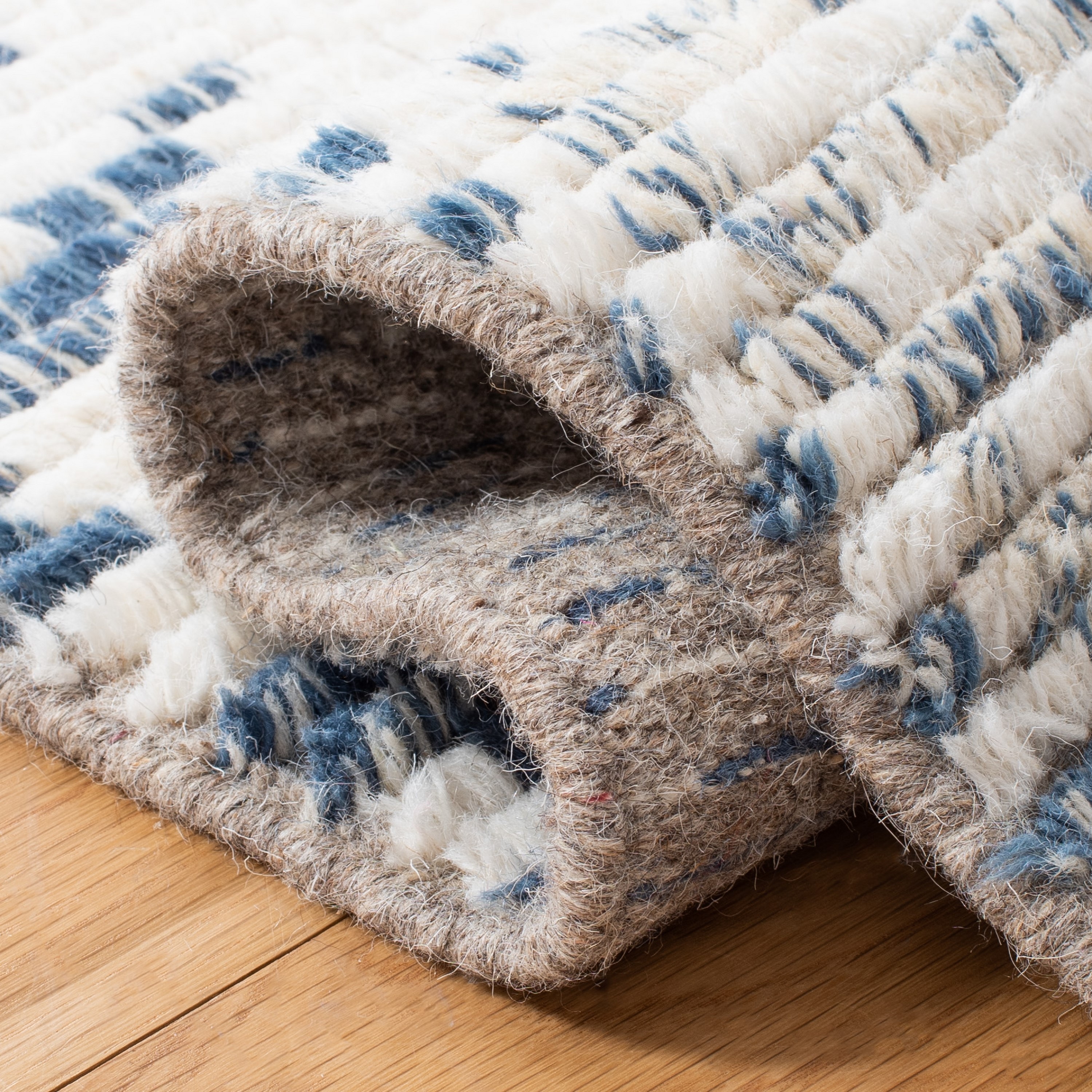 Kenya Blue and Ivory Hand-Knotted Wool 8' x 10' Area Rug