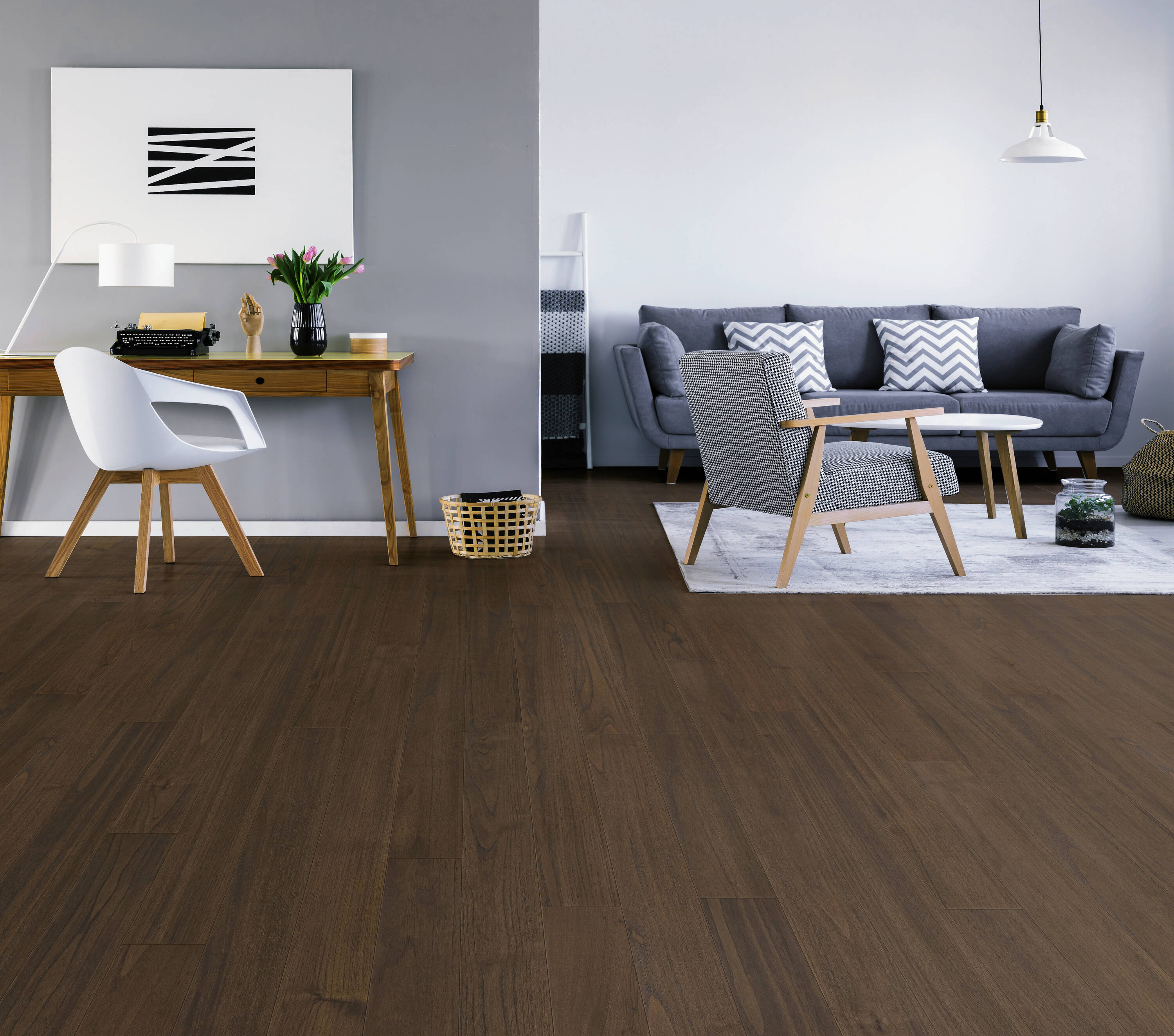 Zalan Floors 5995300 Rome ET5A12TG Teak 5-in W x 1/2-in T Wirebrushed Engineered Hardwood Flooring ( 26.25-sq ft / Carton )