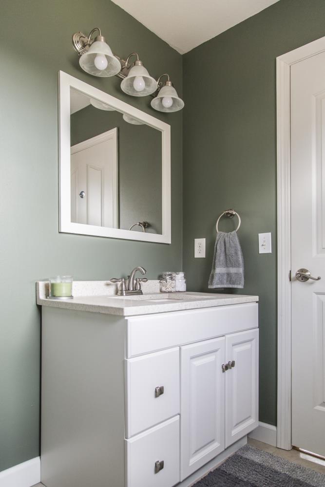 Design House 597237 vanities - View #12