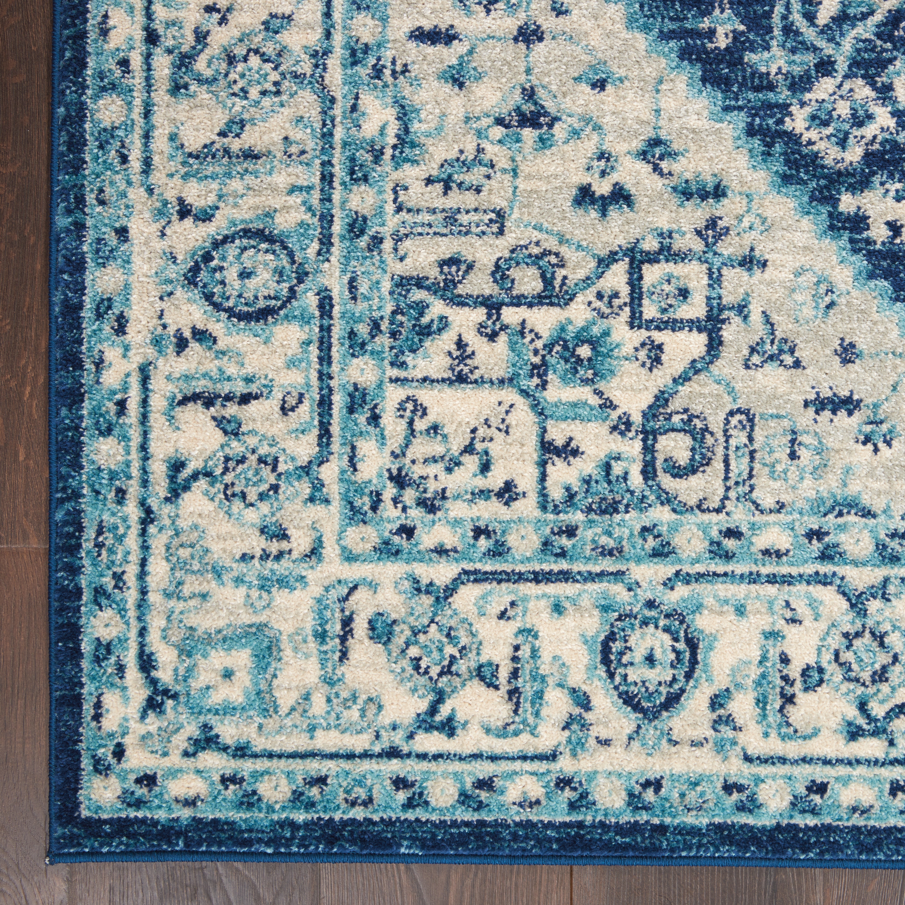 Ivory/Navy 4' x 6' Synthetic Easy Care Rectangular Rug