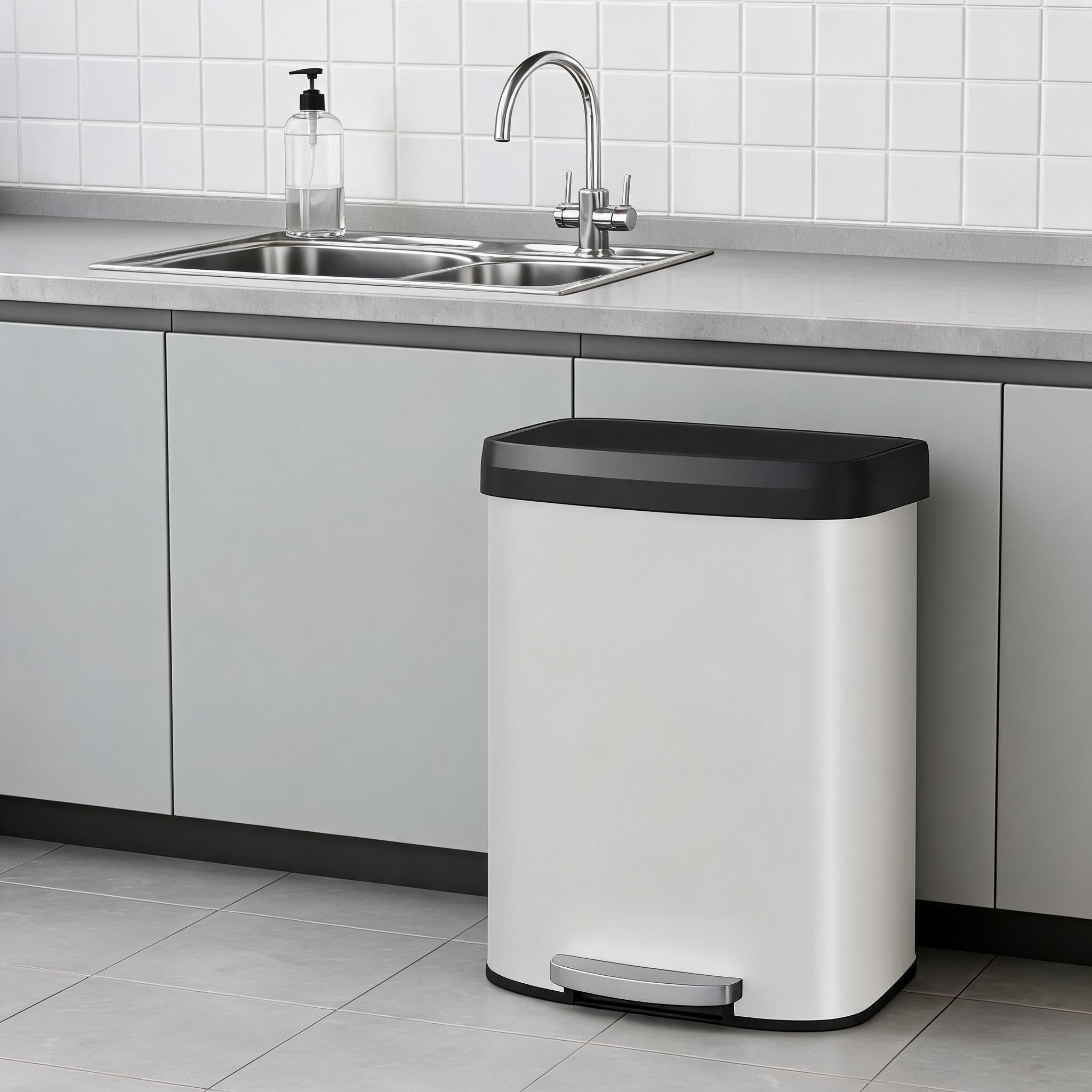 DEXSO 21 gal/80L Step-On Metal Trash Can with Lid Rustproof Kitchen Trash Bin White
