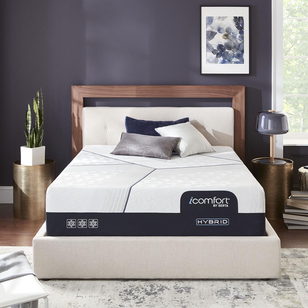 Serta 14in Firm King Hybrid Mattress in the Mattresses