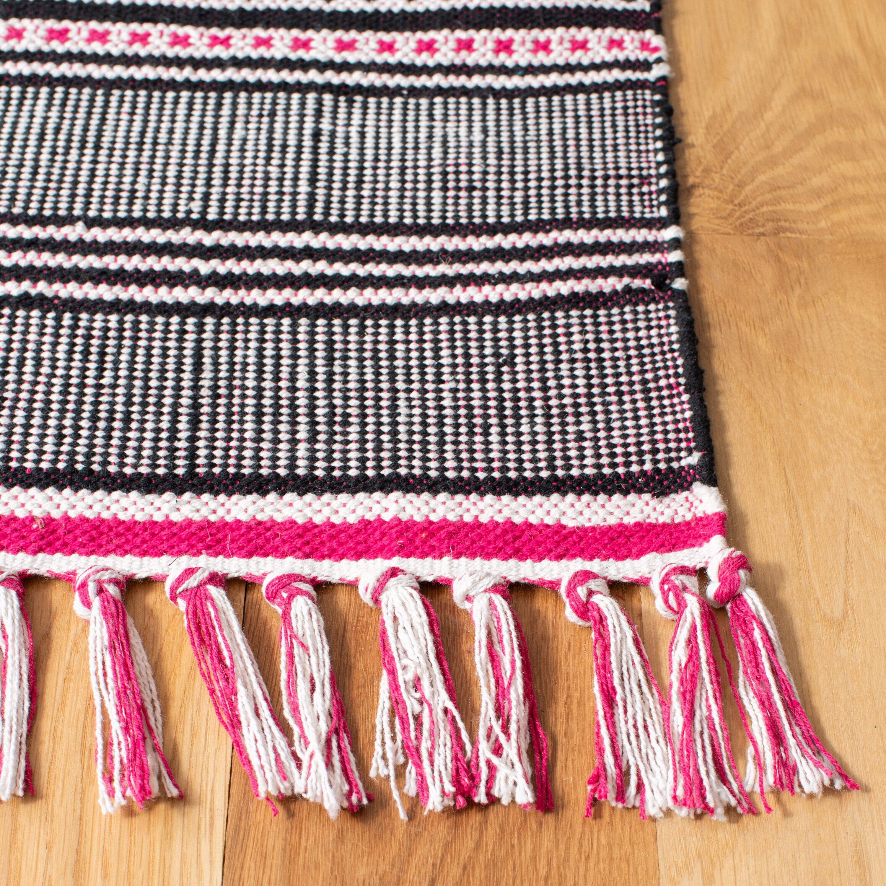 Safavieh MTK607P-3 rugs - View #3