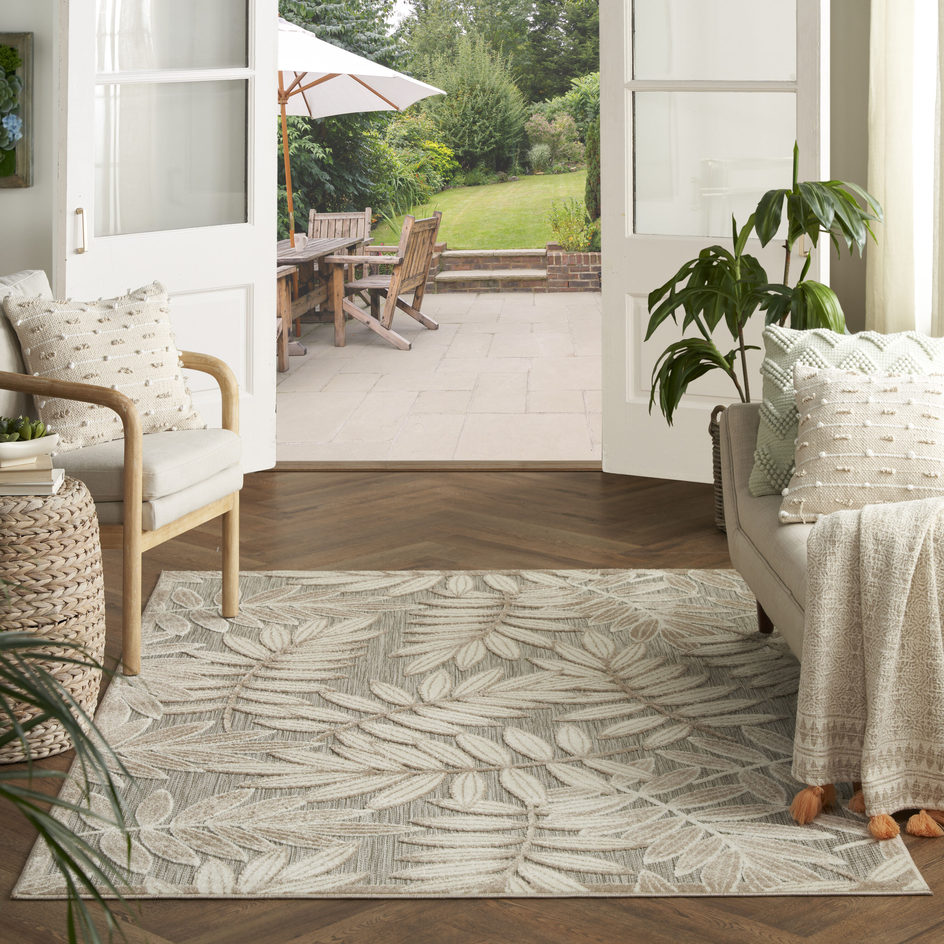Nourison 99446739353 Aloha 5 x 8 (ft) Loomed Polypropylene Natural Rectangular Indoor/Outdoor Floral/Botanical Coastal Area rug
