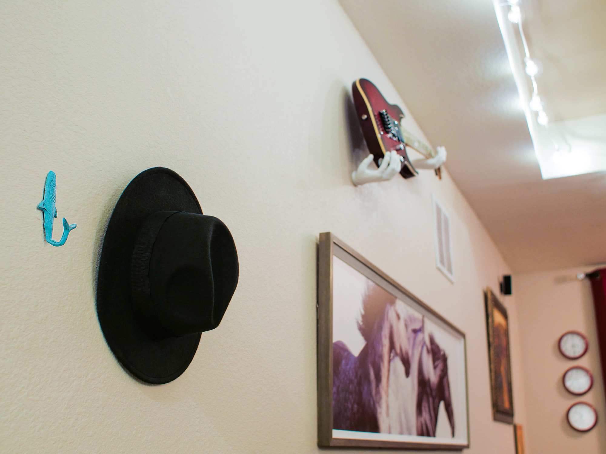 Zeckos ZKO-99004 Decorative-Wall-Hooks - View #5