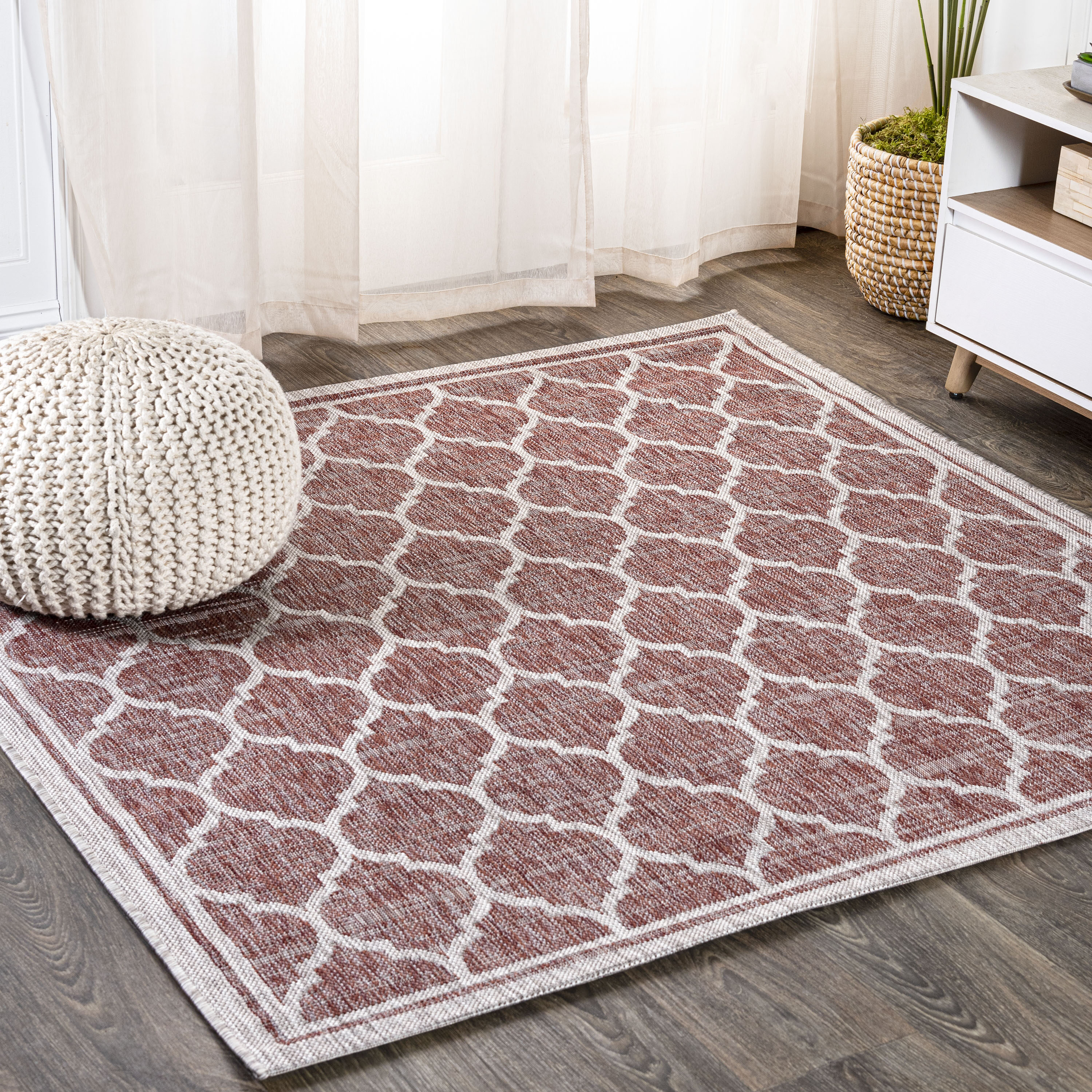 JONATHAN  Y SMB109C-5SQ Santa Monica Trebol Filigree Textured Weave 5 x 5 (ft) Loomed Polypropylene Red/Beige Square Indoor/Outdoor Tribal Coastal Area rug