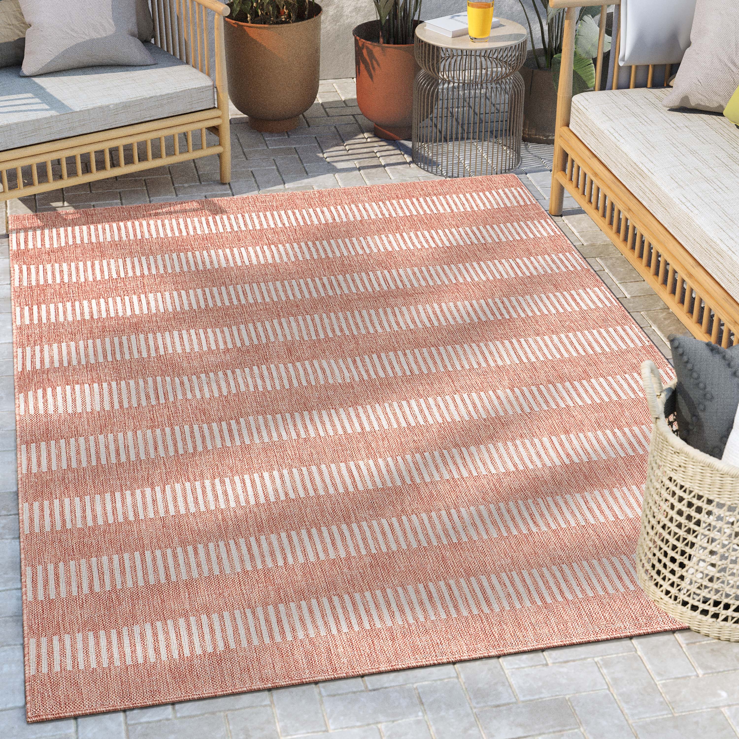Well Woven MED-240-7 8 x 10 (ft) Flatweave Polypropylene Coral Rectangular Indoor/Outdoor Tribal Mid-Century Modern Area rug
