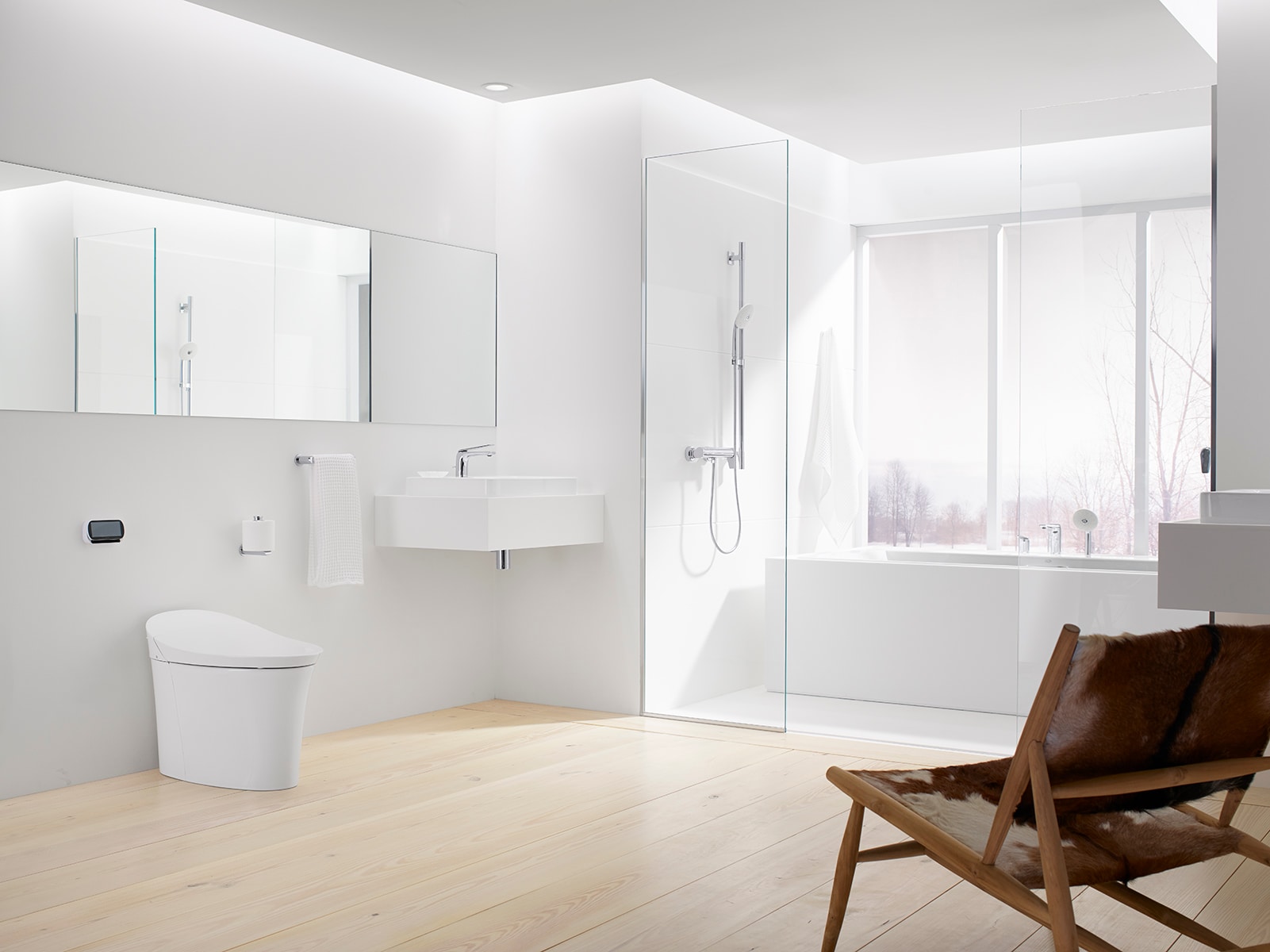 Avid Polished Chrome Wall Mounted Towel Arm