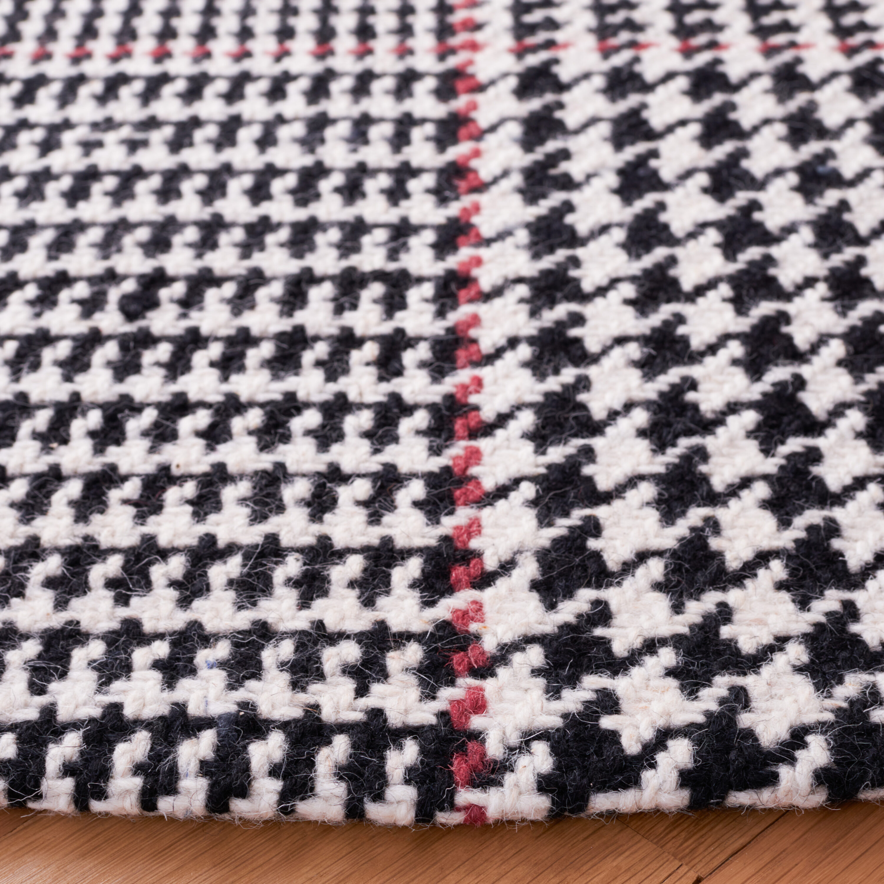 Safavieh MRB318Z-6R rugs - View #3