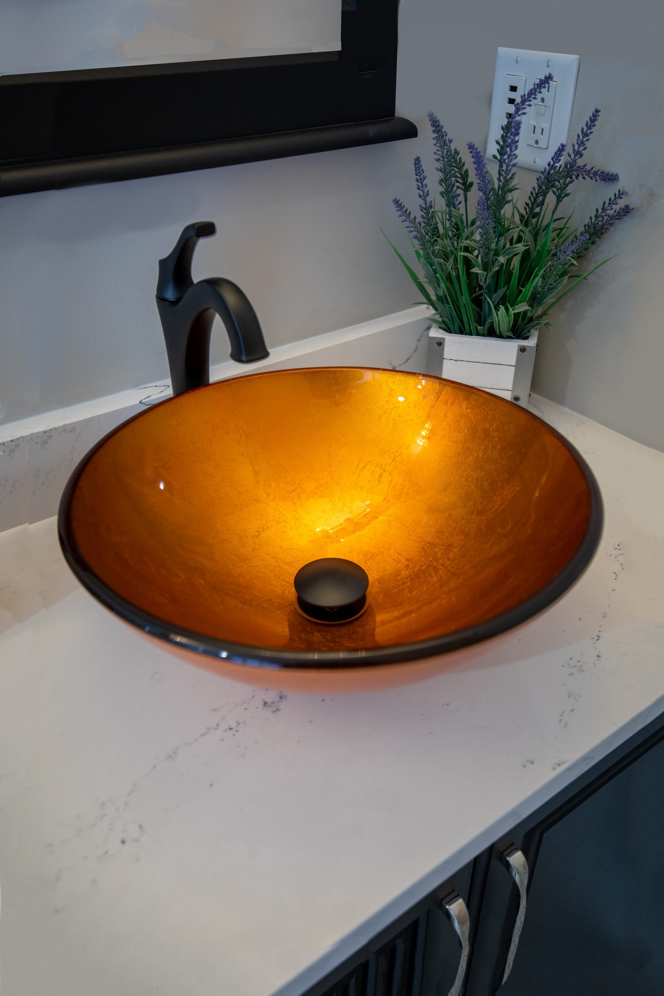 Eden 16.5'' Orange Tempered Glass Circular Vessel Sink