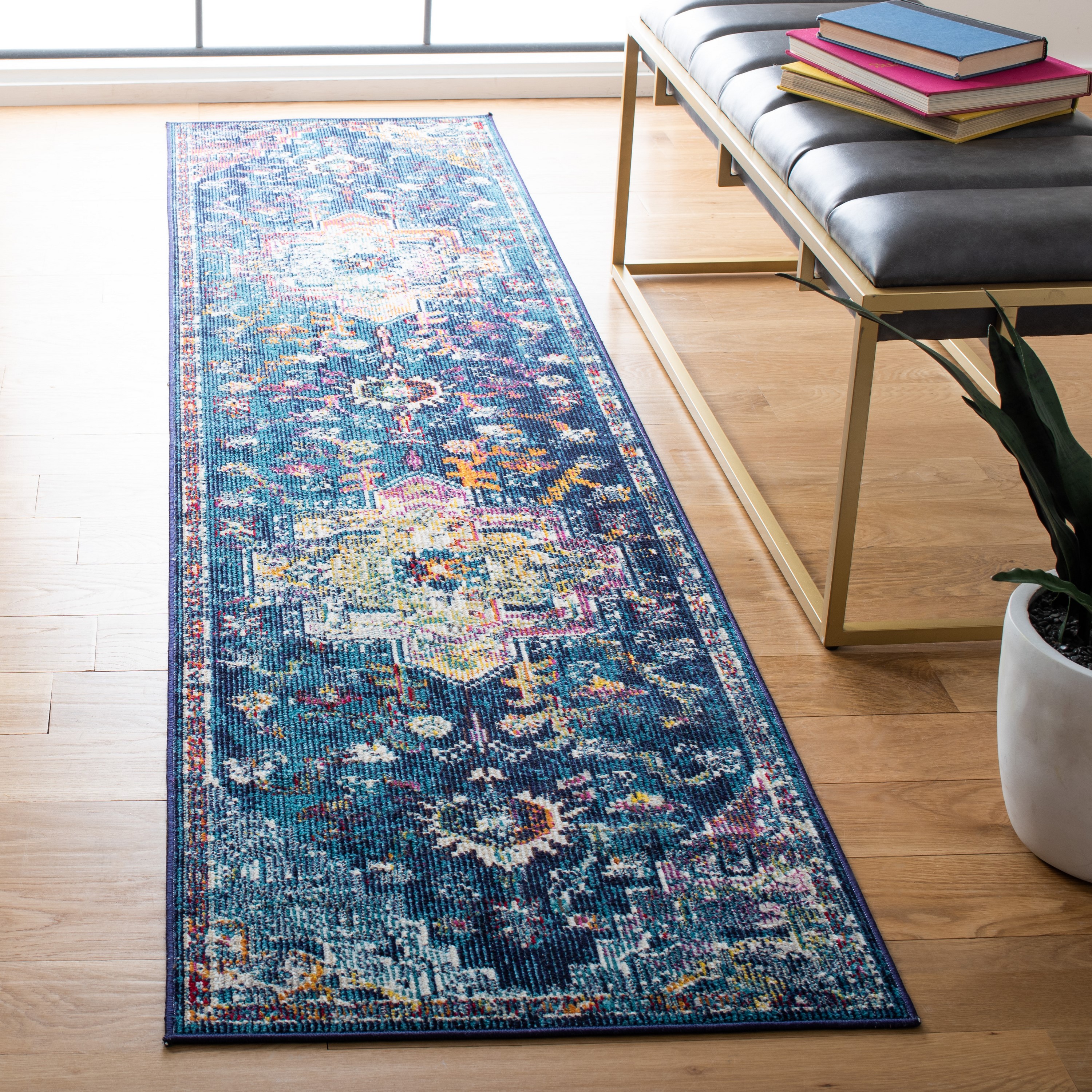 Safavieh CRS501H-25 Crystal Fable 2 x 5 (ft) Loomed Polypropylene Black/Fuchsia Rectangular Indoor Distressed/Overdyed Vintage Runner rug