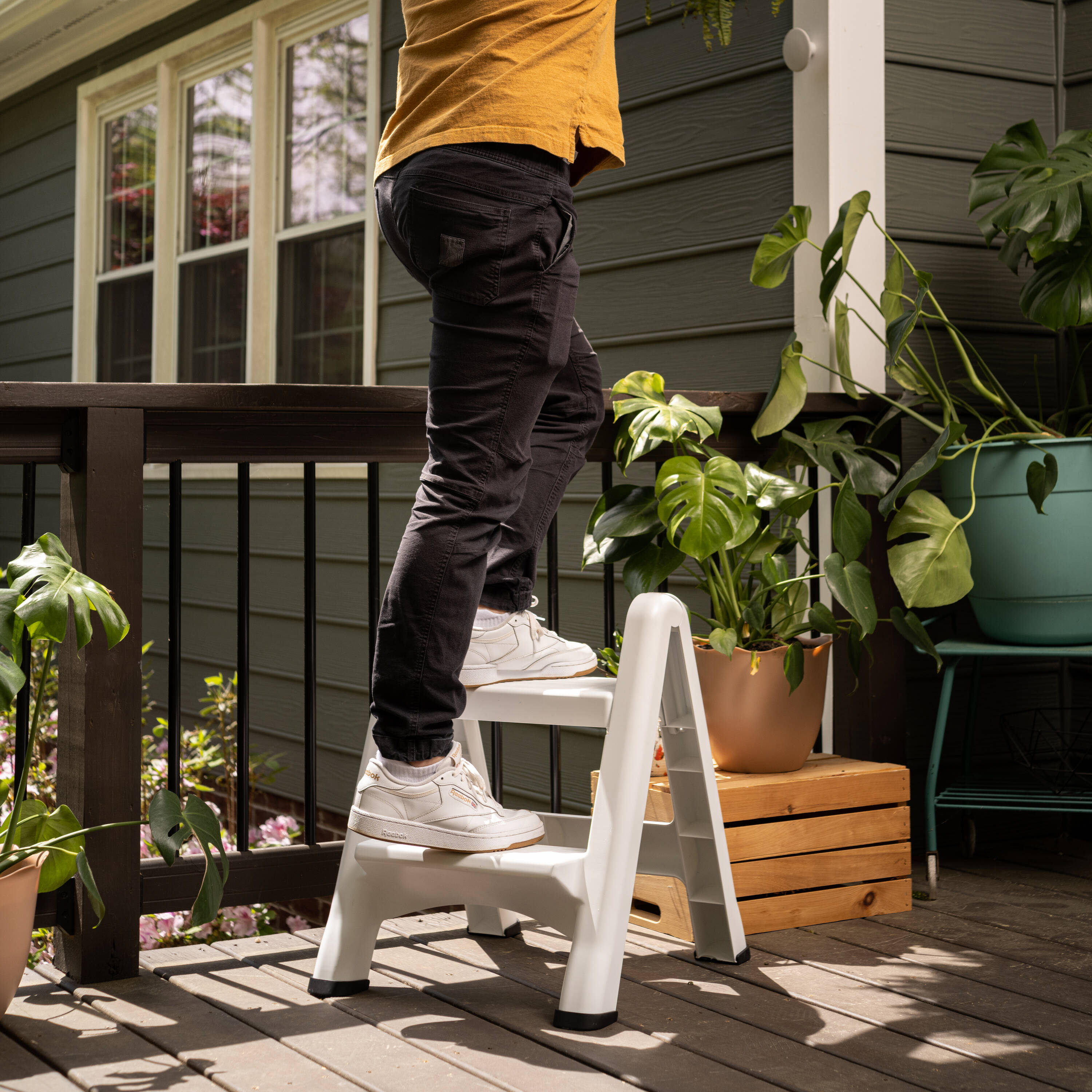 Plastic step store stool lowes