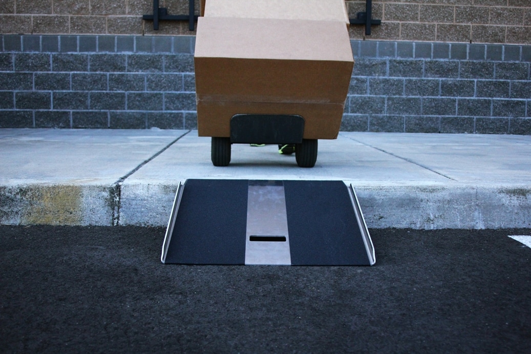 EZ-ACCESS TRAVERSE CP27 Loading-Ramps - View #4