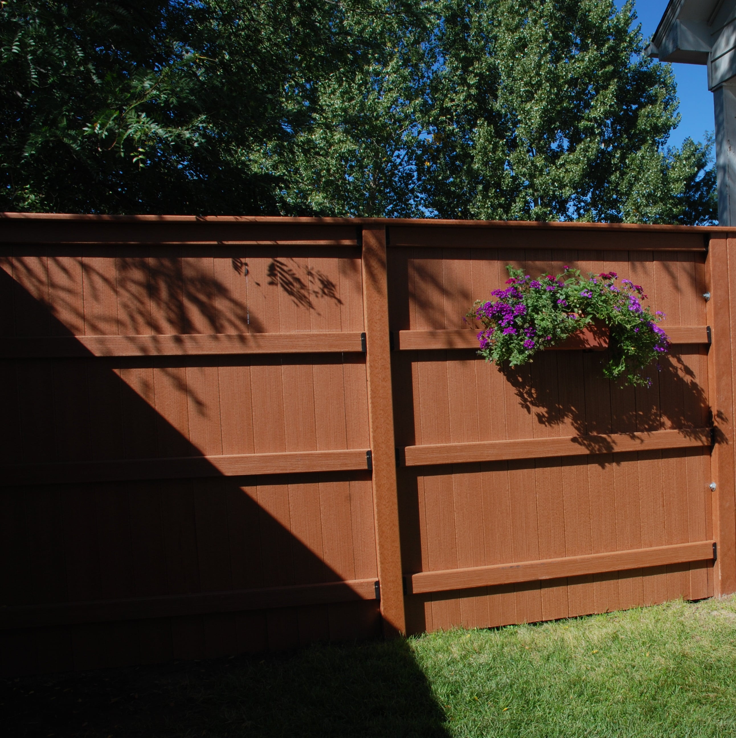 Natures Composites 2492118 Composite-Fence-Pickets - View #6