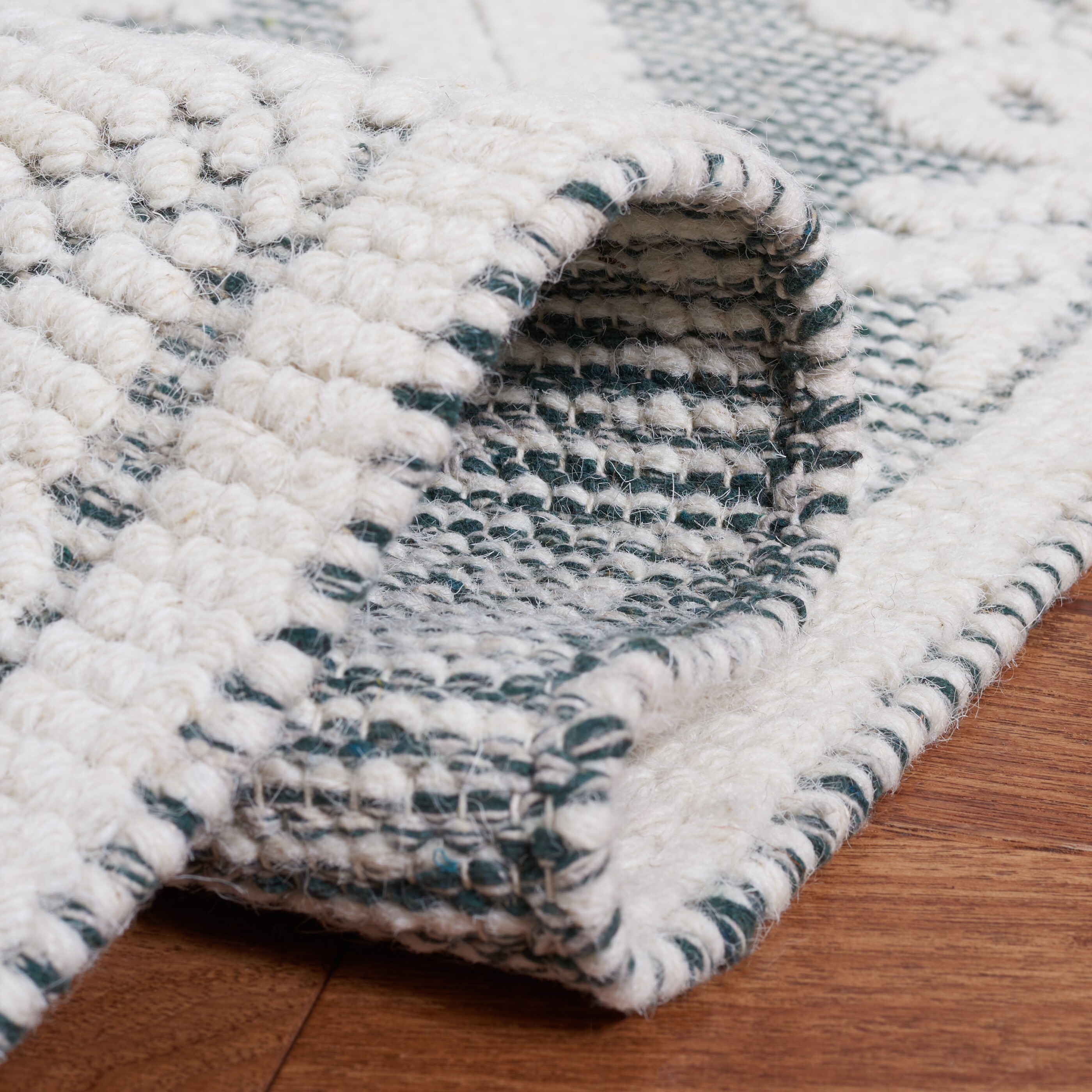 Safavieh VRM306Y-5 rugs - View #7