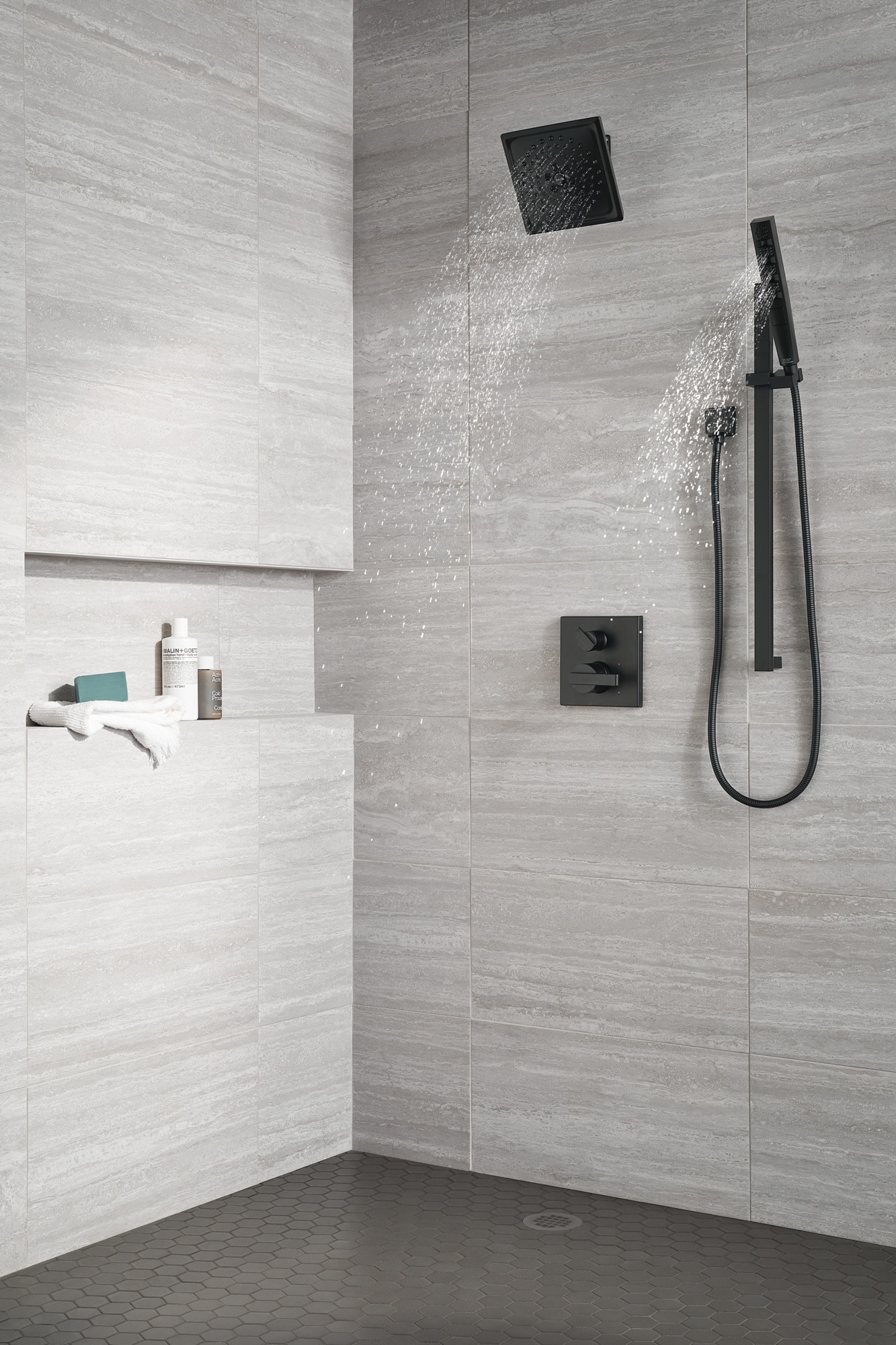 Delta 50570-BL Bath-Shower-Facc - View #15