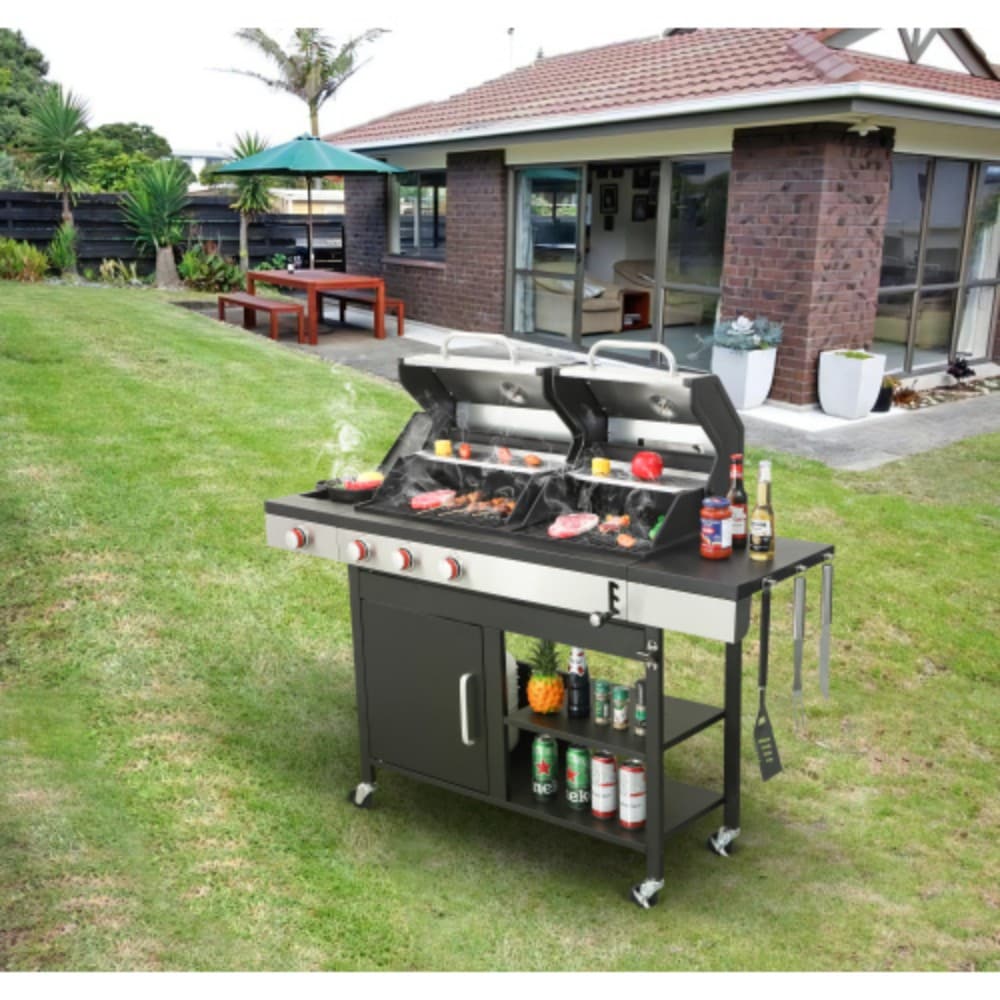 Poly furniture W2938P208386 Gas Gills Black and Silver 3 -Burner Liquid Propane Gas Grill