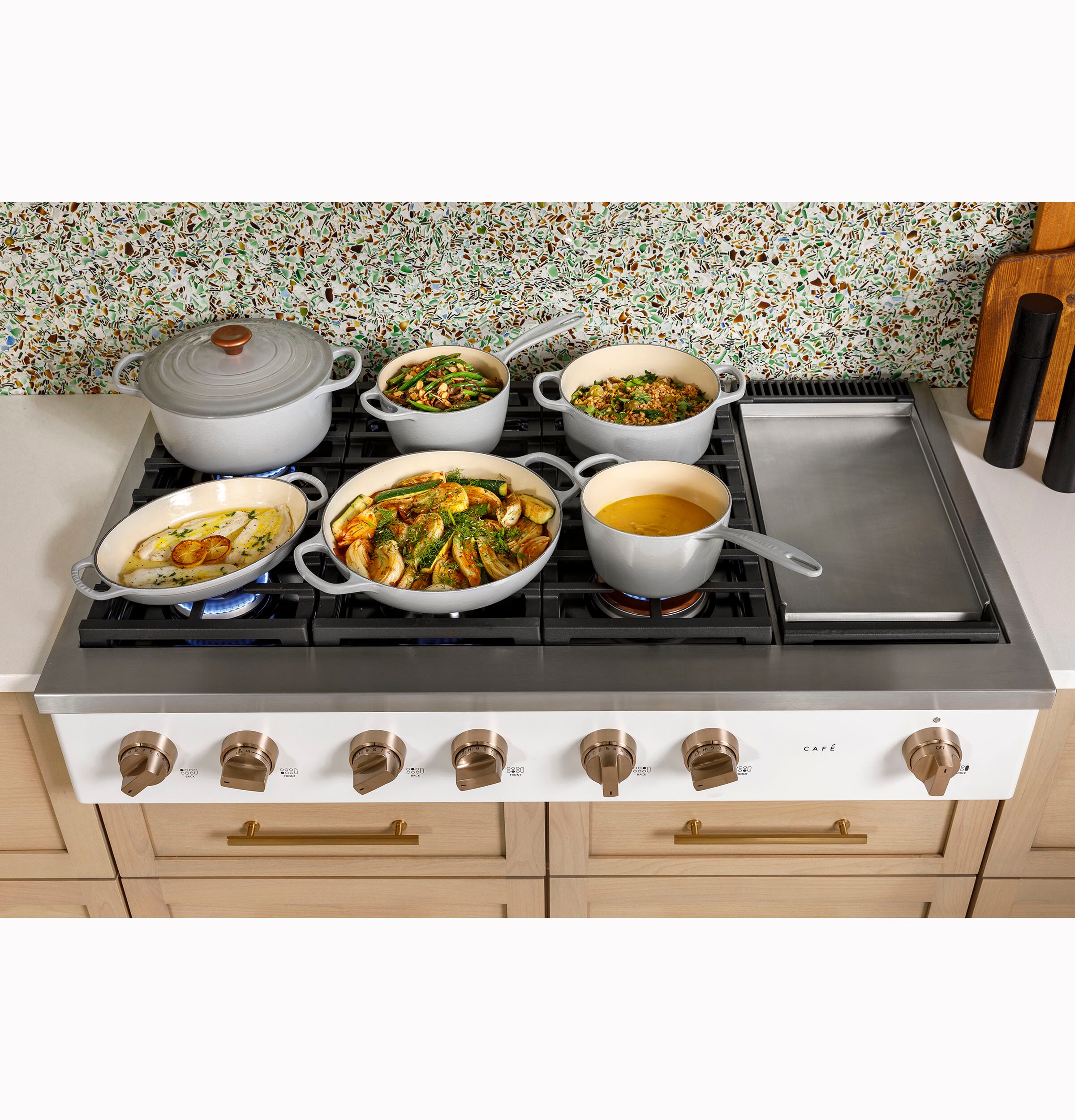 48 inch electric cooktop with outlet griddle