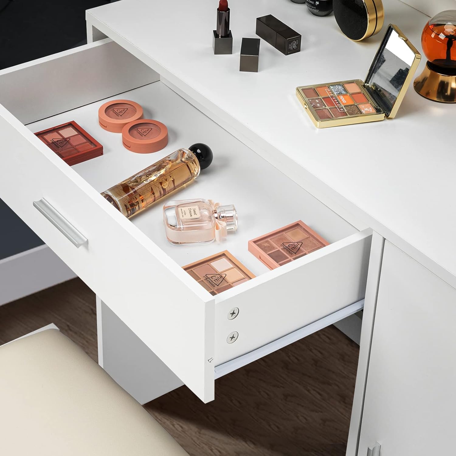 Outopee LO1G52002991 Bedroom-Vanities - View #6