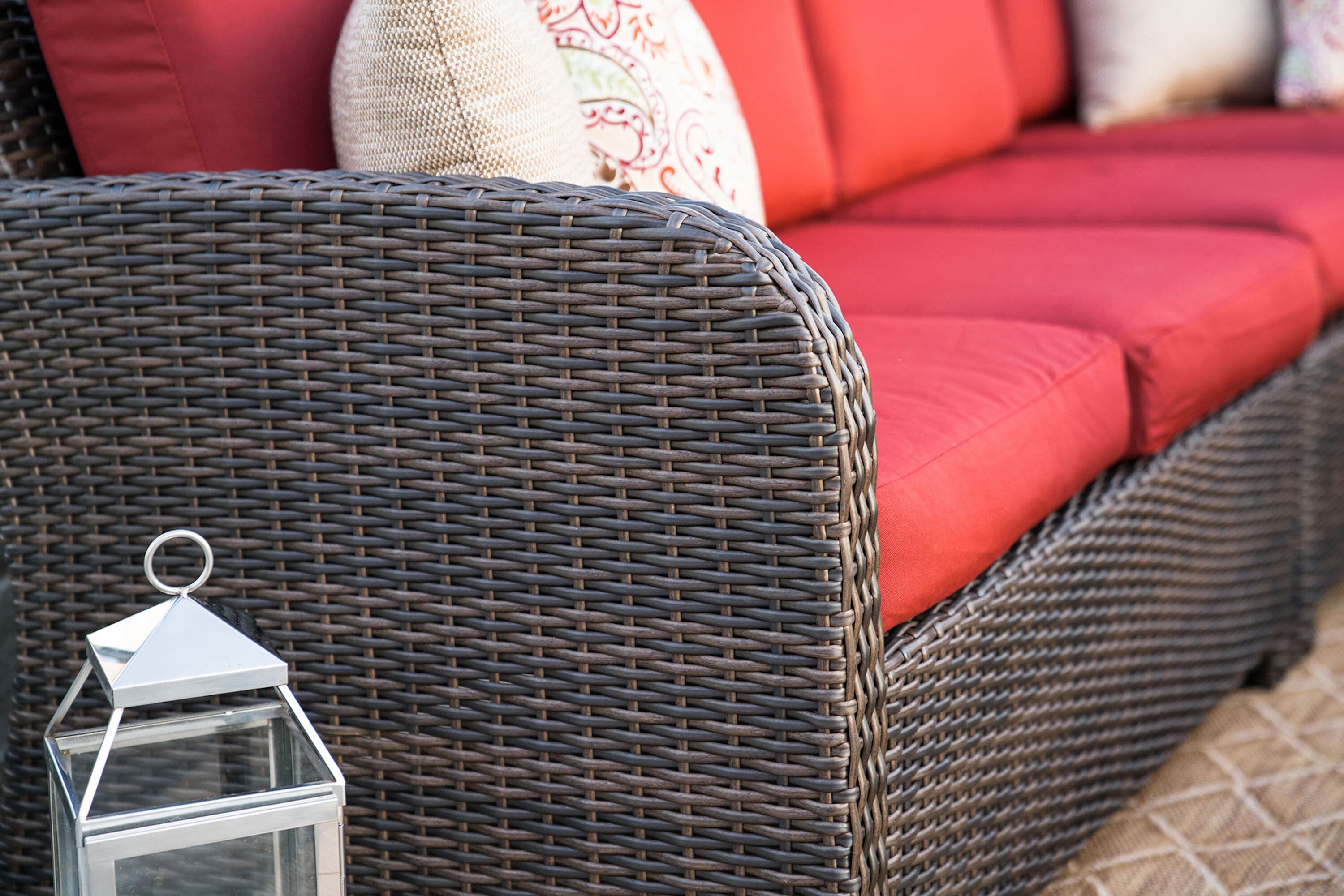 Leisure Made 779665-RED Patio-Sofas-Daybeds - View #4