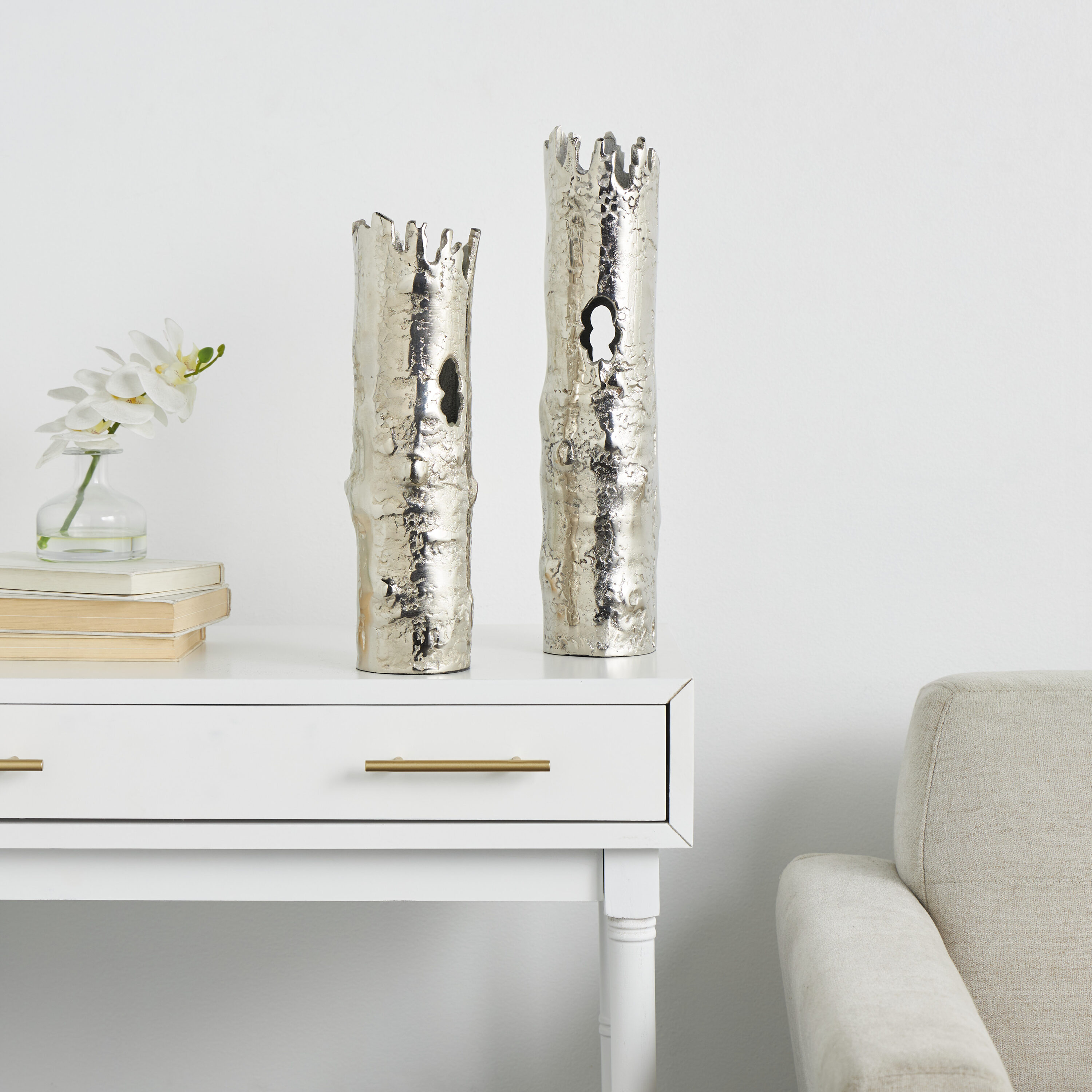 CosmoLiving by Cosmopolitan 821743 2 -Pack Silver Aluminum Modern Vase