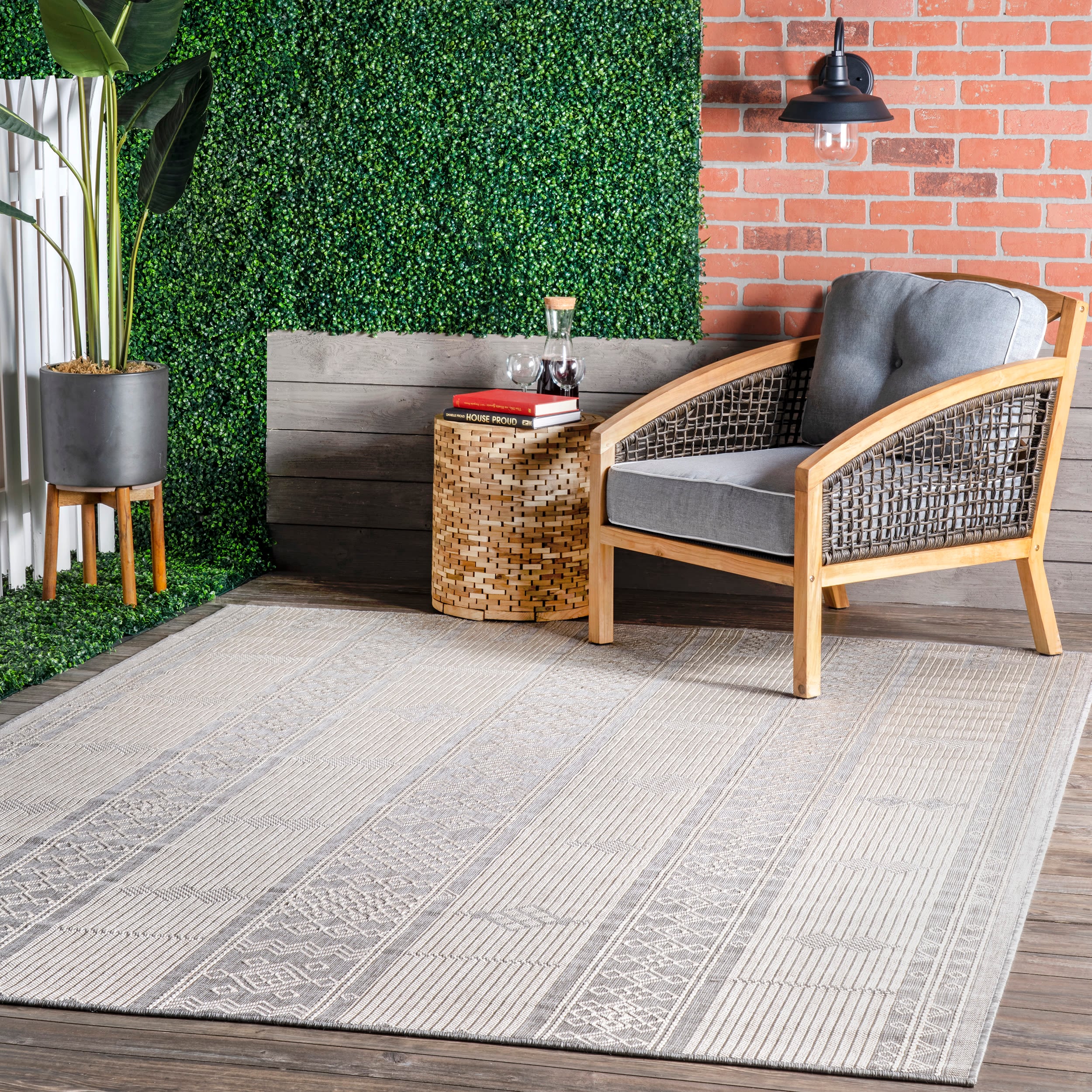 nuLOOM GBCB07A-8010 Leigh 8 x 10 (ft) Loomed Synthetic Light Gray Rectangular Indoor/Outdoor Geometric Area rug