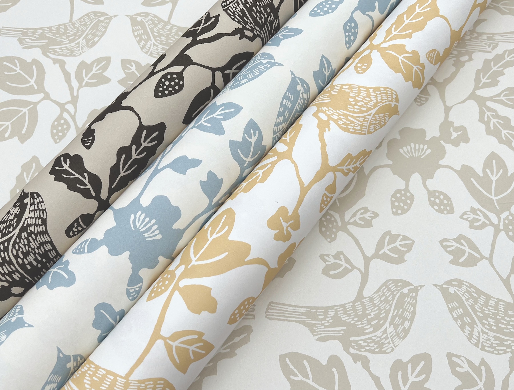 Wicker Beige Vinyl Peel and Stick Wallpaper