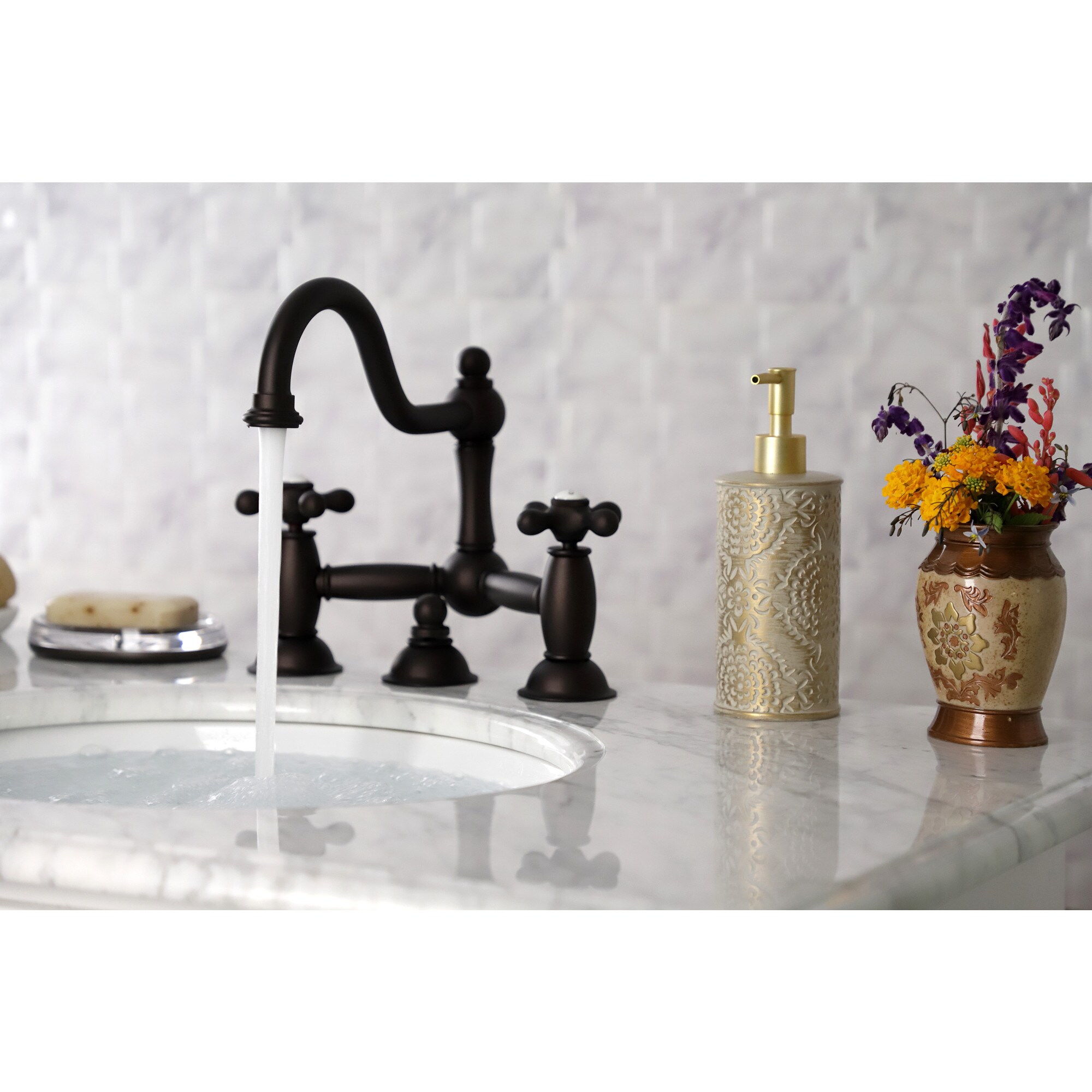 Kingston Brass WLKS3915AX Lavatory-Faucets - View #4