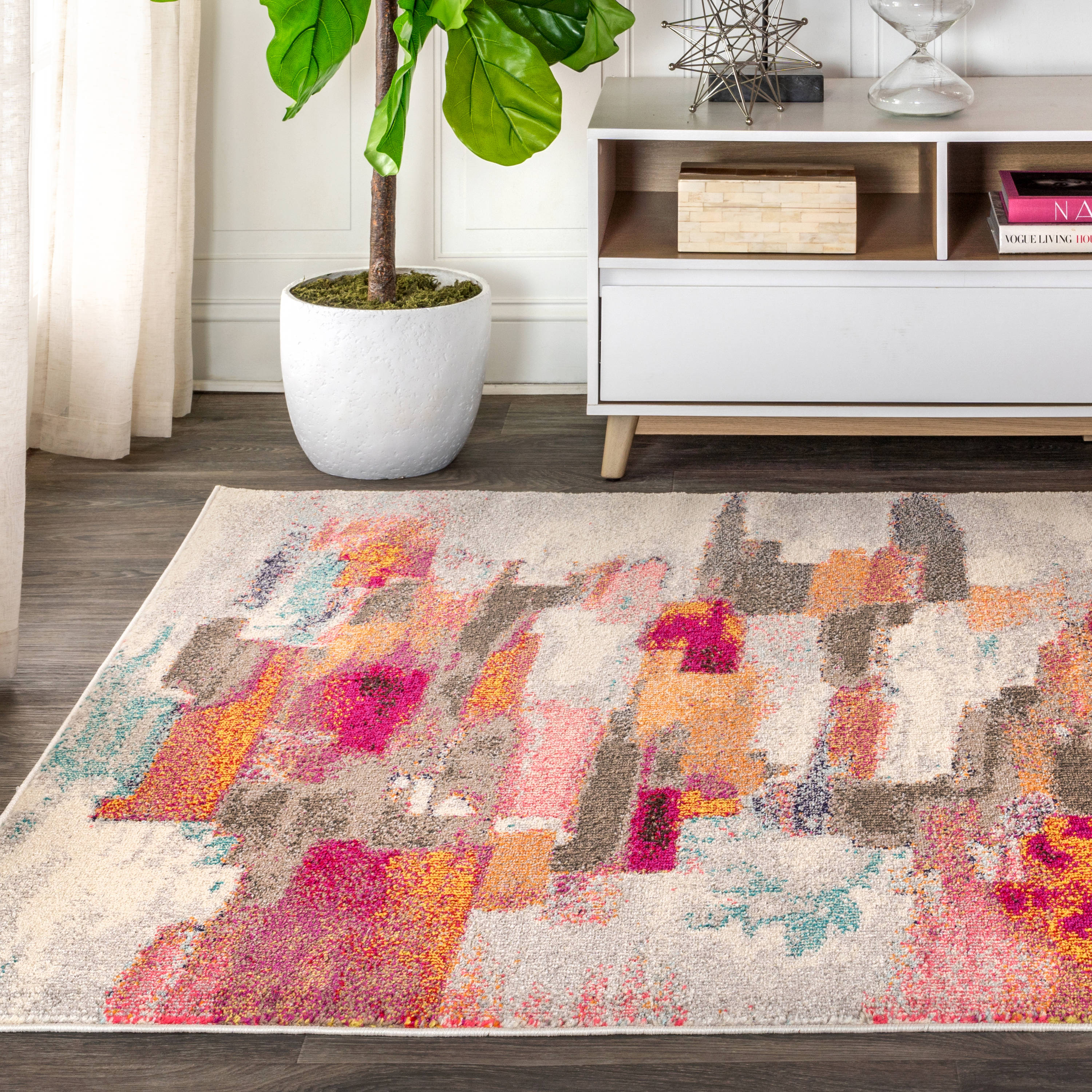 Abstract Impressionist Ivory/Pink Synthetic 4' x 6' Area Rug