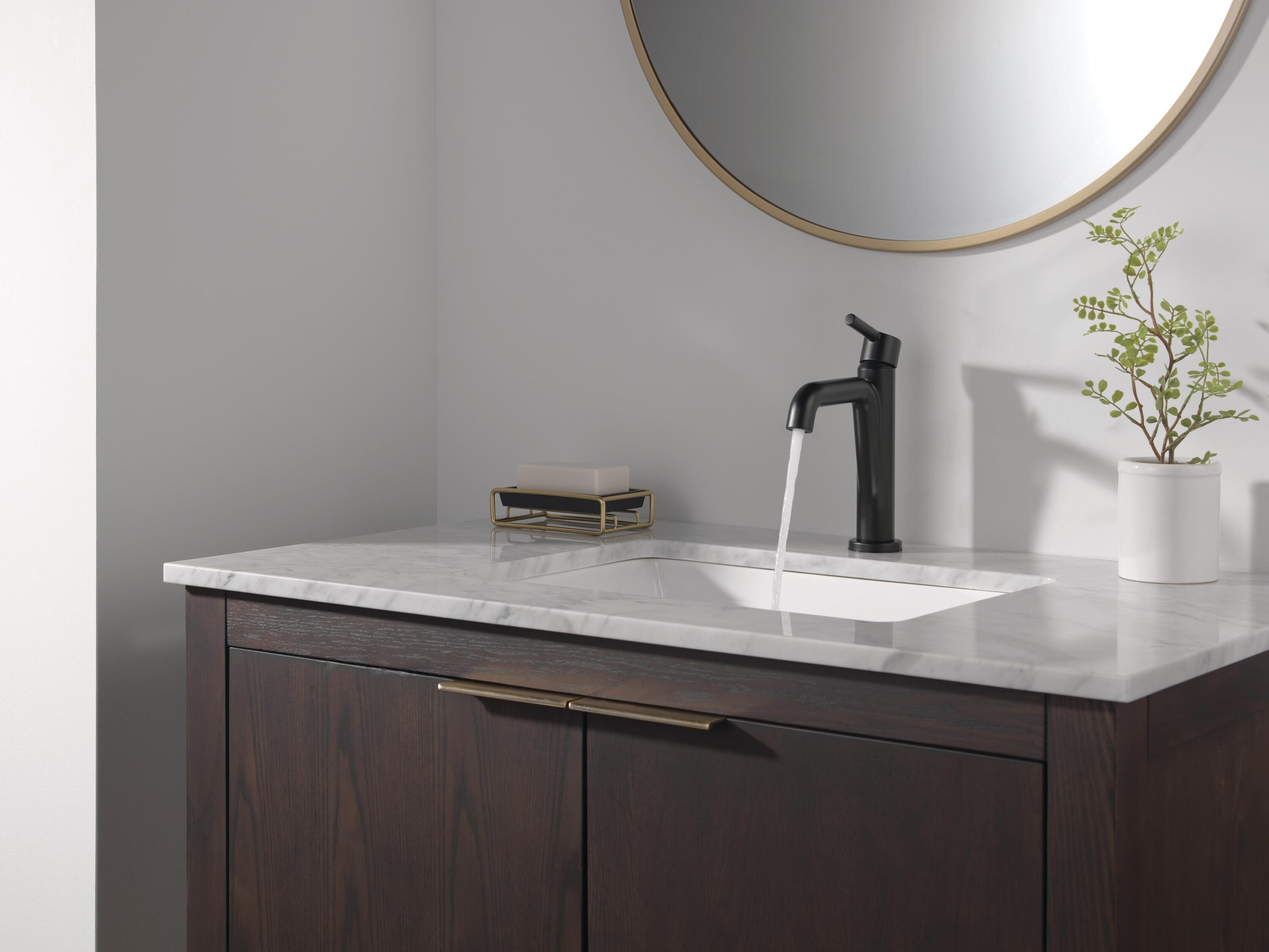 Delta 15849LF-BL Lavatory-Faucets - View #7