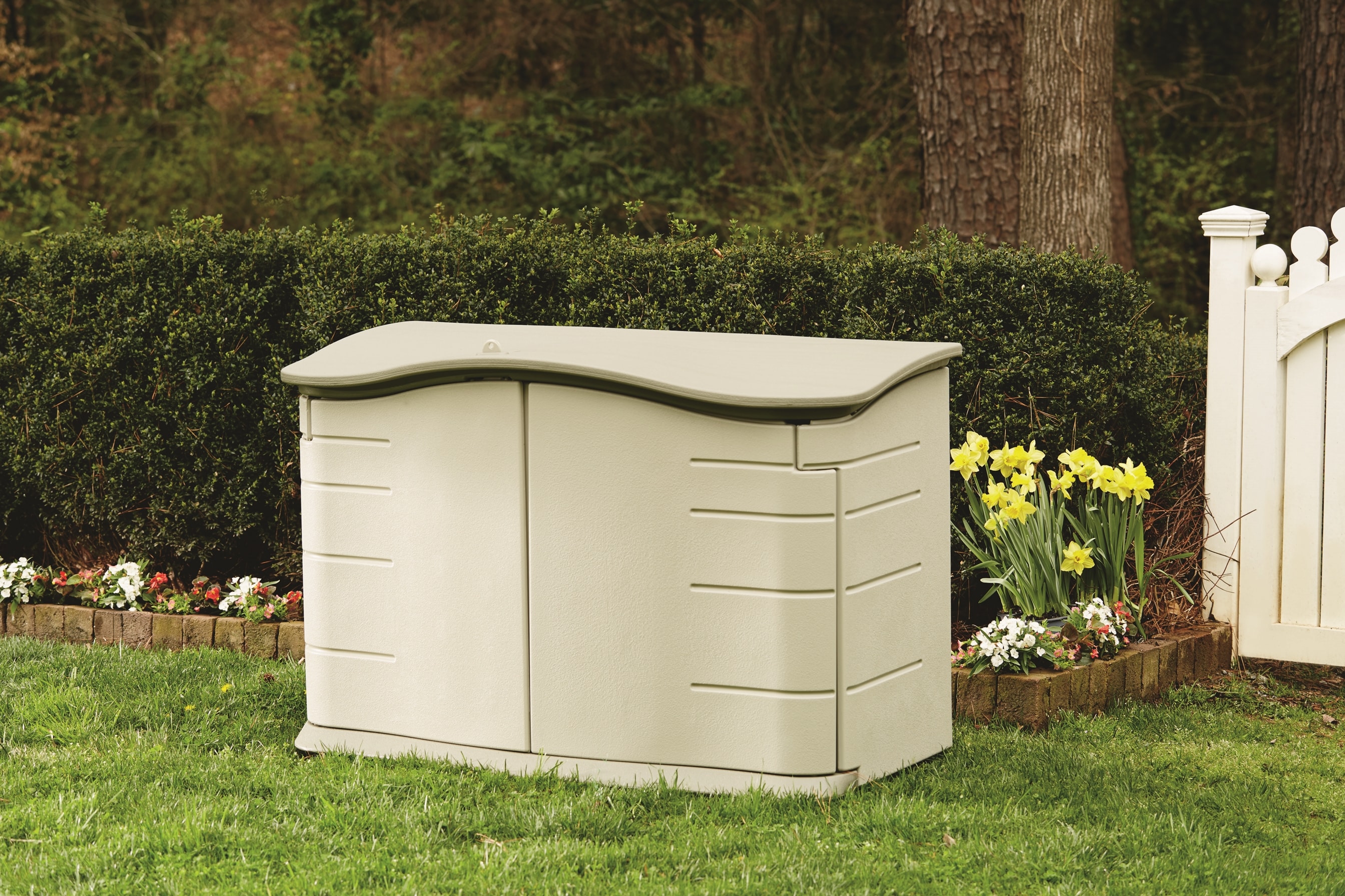 Rubbermaid Sandstone Resin Outdoor Storage Shed (Common: 56-in x 32-in;  Interior Dimensions: 47-in x 25-in) at