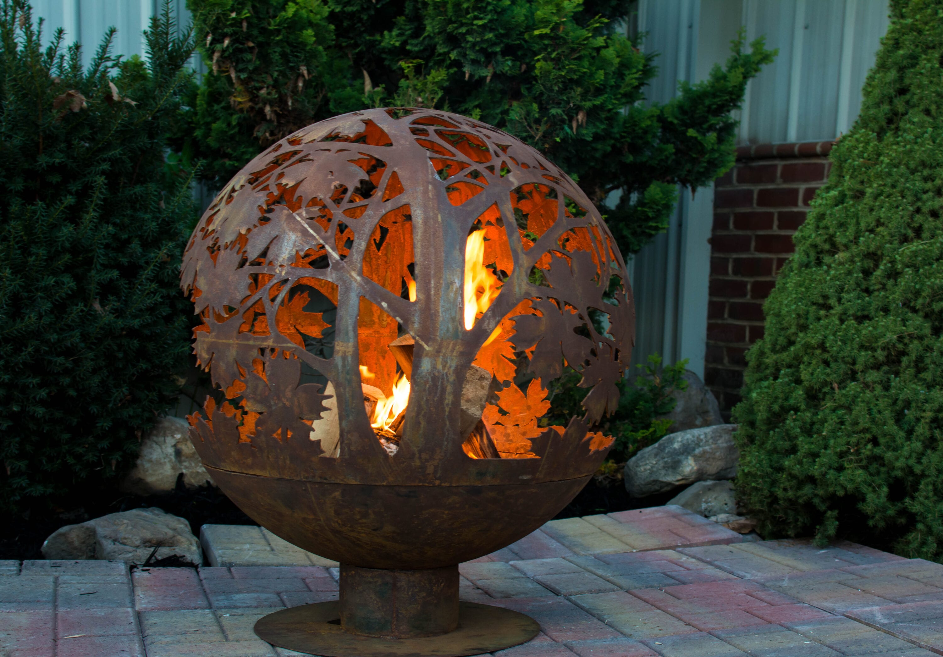 Esschert Design FF1013 Outdoor-Wood-Burning-Fireplaces - View #2