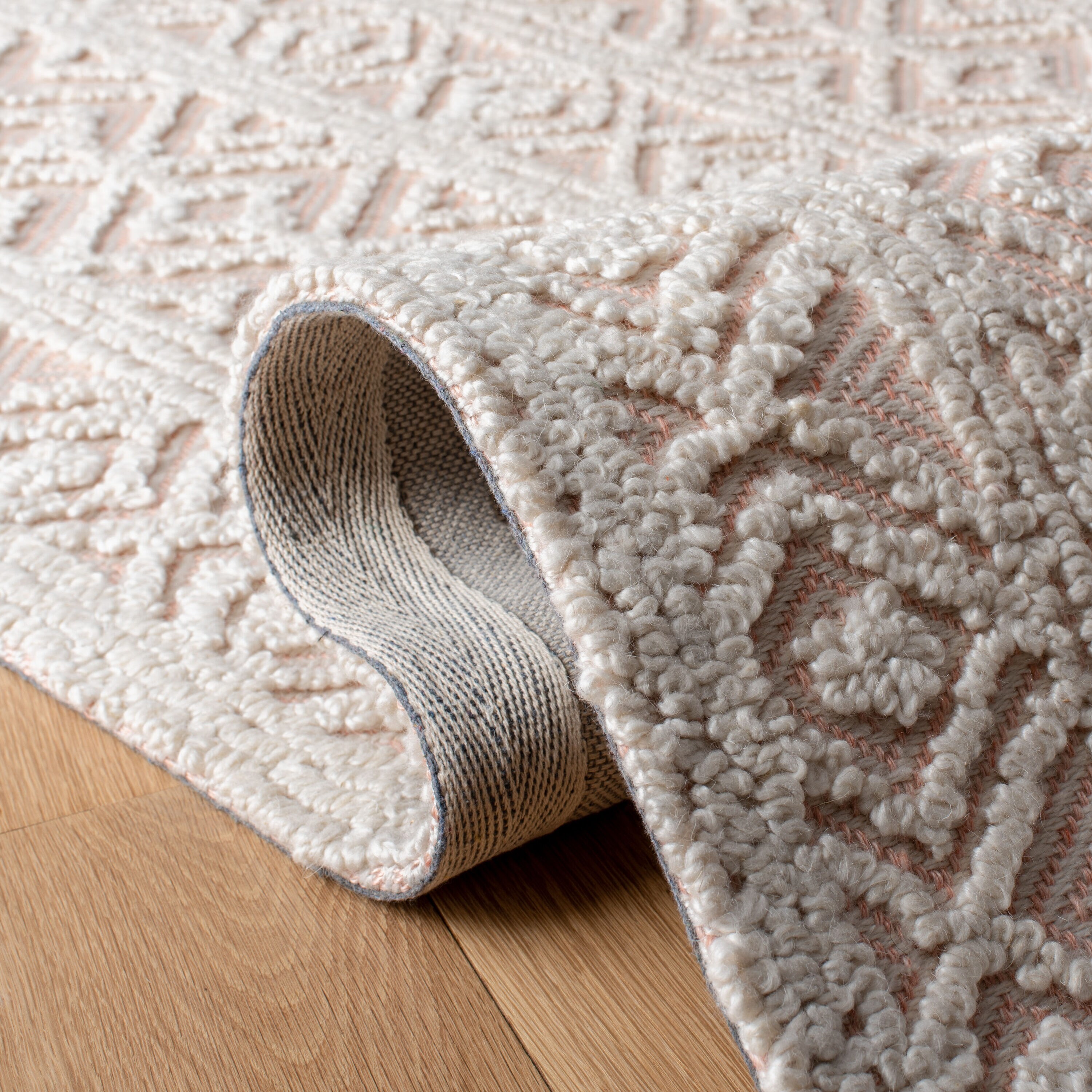 Safavieh TRC214B-4 rugs - View #5