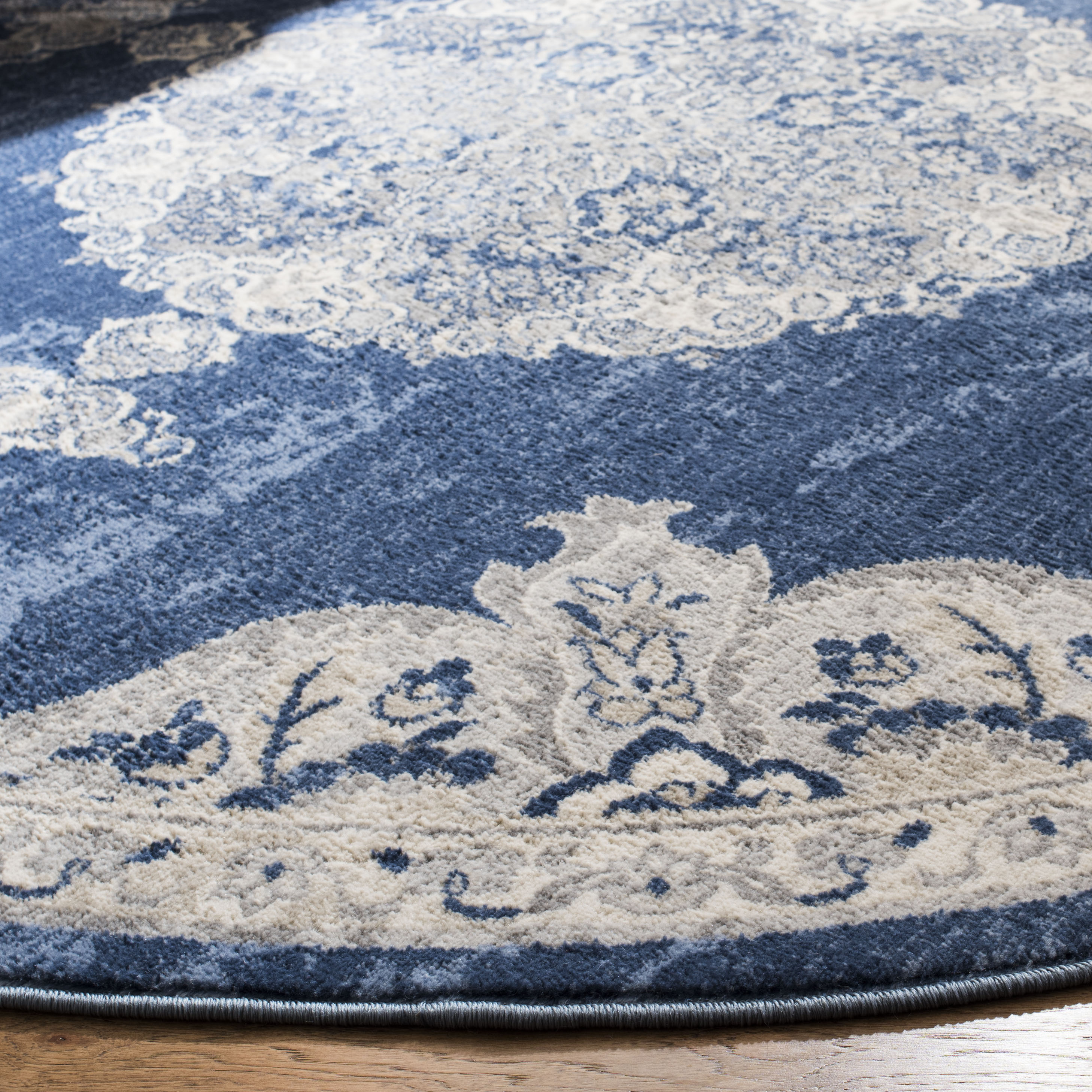 Safavieh BNT867M-9R rugs - View #3