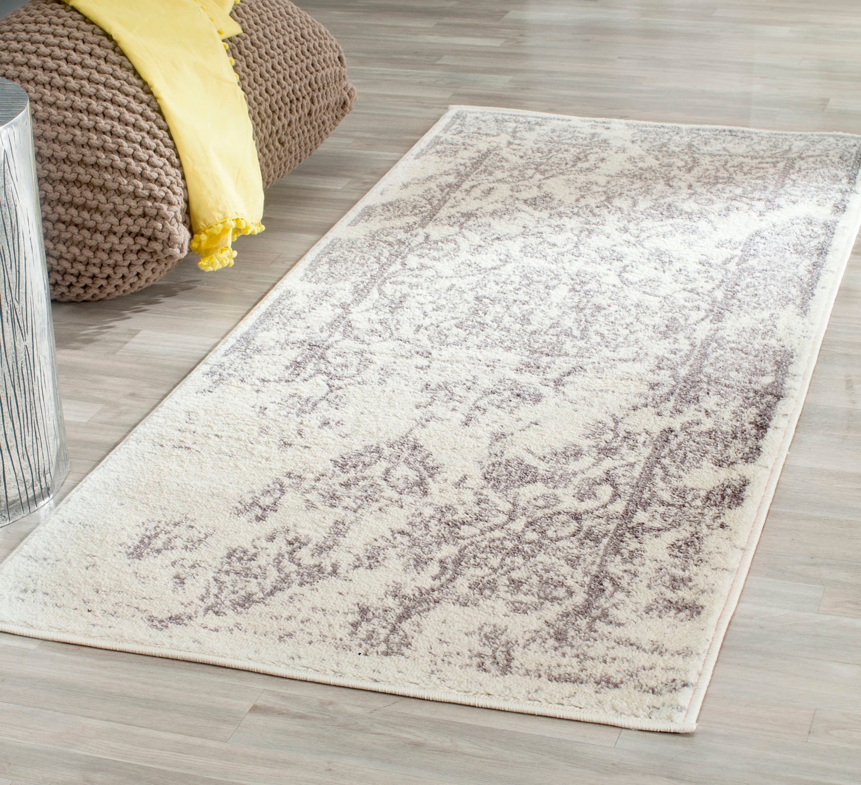 Safavieh ADR101B-26 Adirondack Plaza 3 x 6 (ft) Loomed Polypropylene Ivory/Silver Rectangular Indoor Distressed/Overdyed Vintage Runner rug