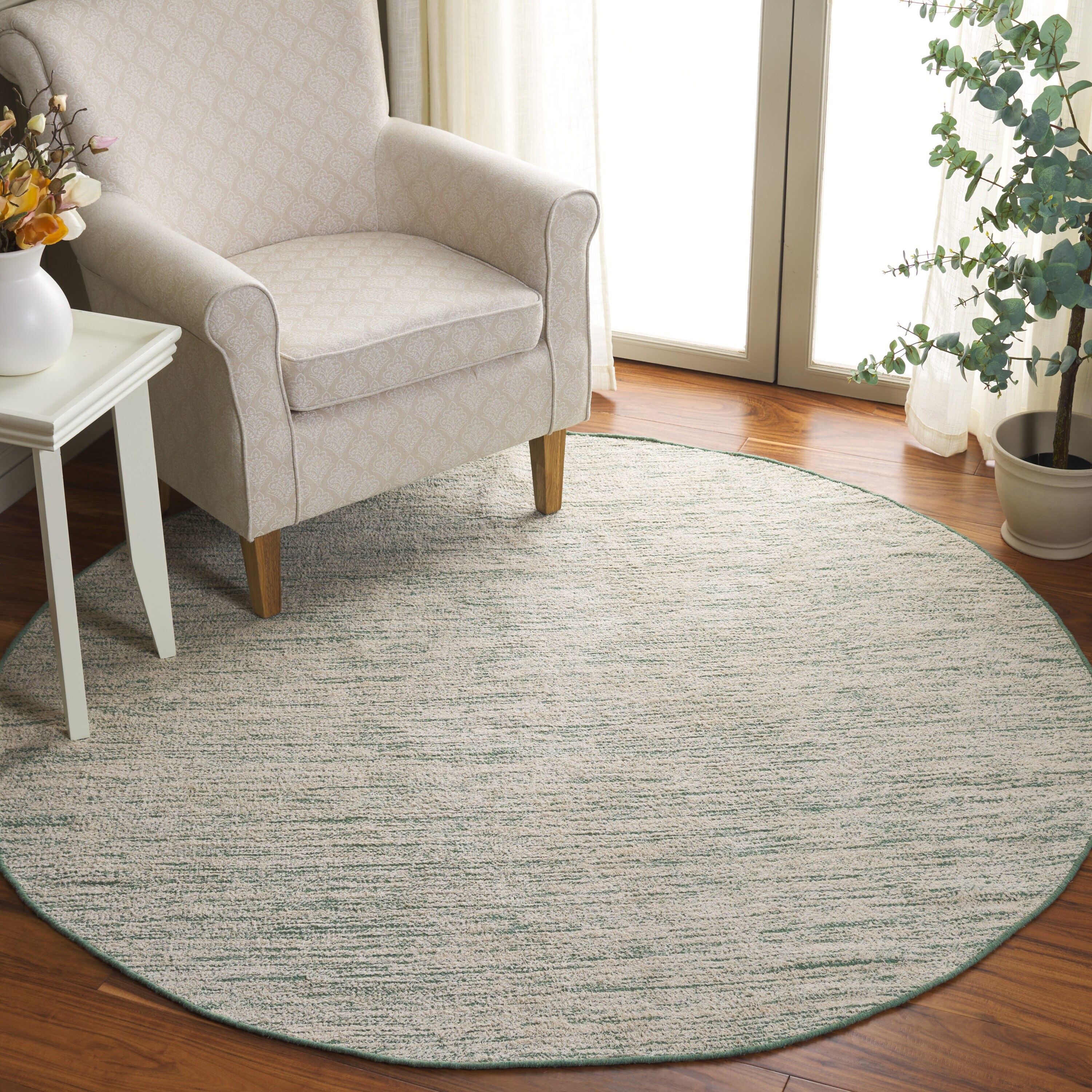  Montauk 320 Ivory/Green Solid / Tonal 6ft x 6ft Round Rug
